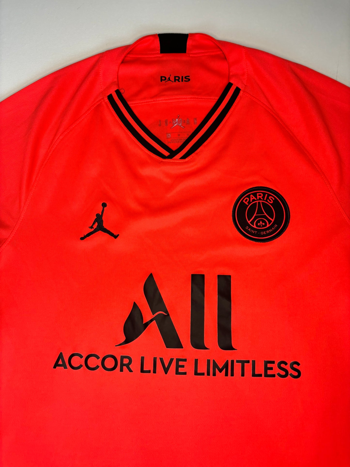 PSG Away Shirt 2019/20 (M) Mbappe 7