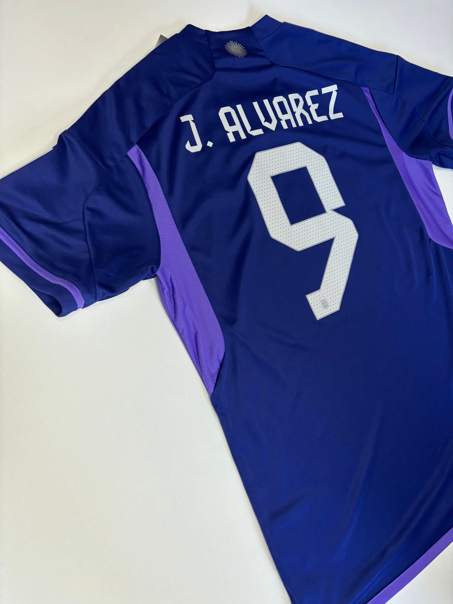 Argentina Away Shirt 2022/23 (XL) J.Alvarez 9