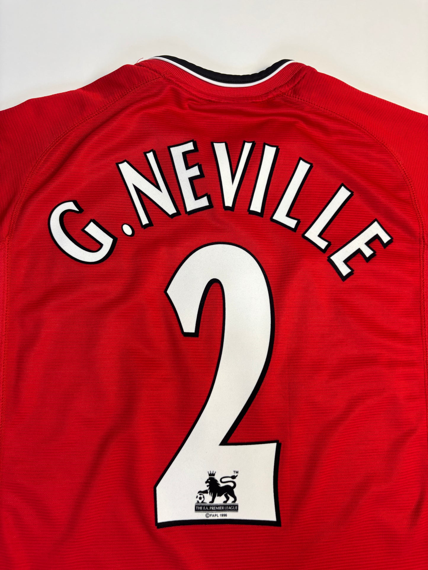 Manchester United Home Shirt 2000/02 (M) G.Neville 2