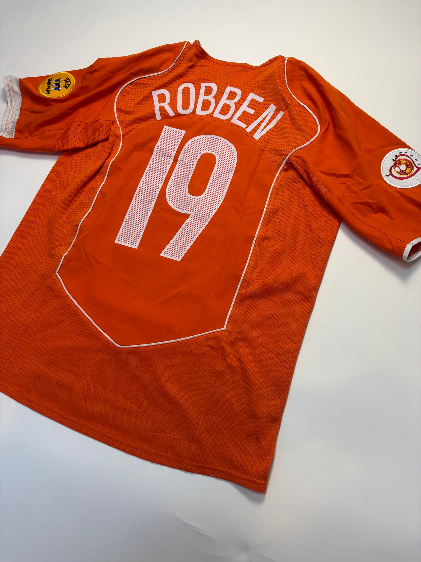 Netherlands Home Shirt 2004/06 (L) Robben 19