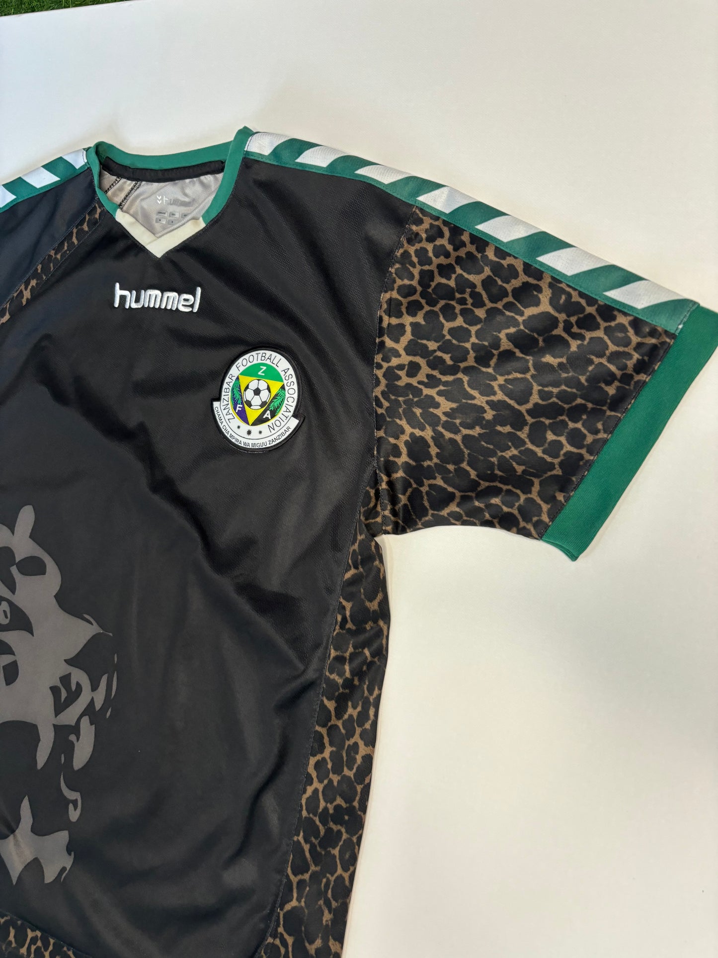 Zanzibar Home Shirt 2011/13 (M)