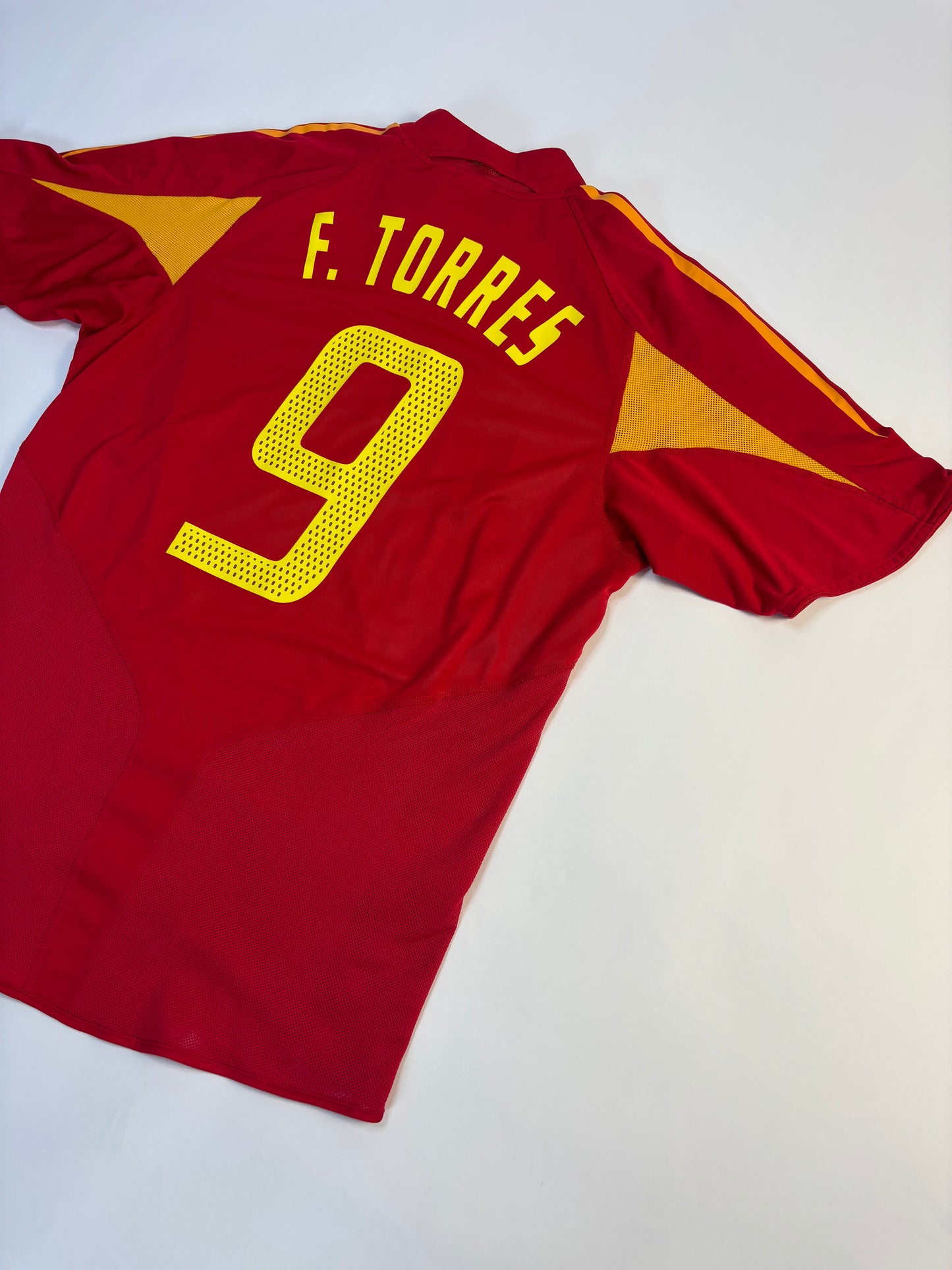 Spain Home Shirt 2004/06 (M) F.Torres 9