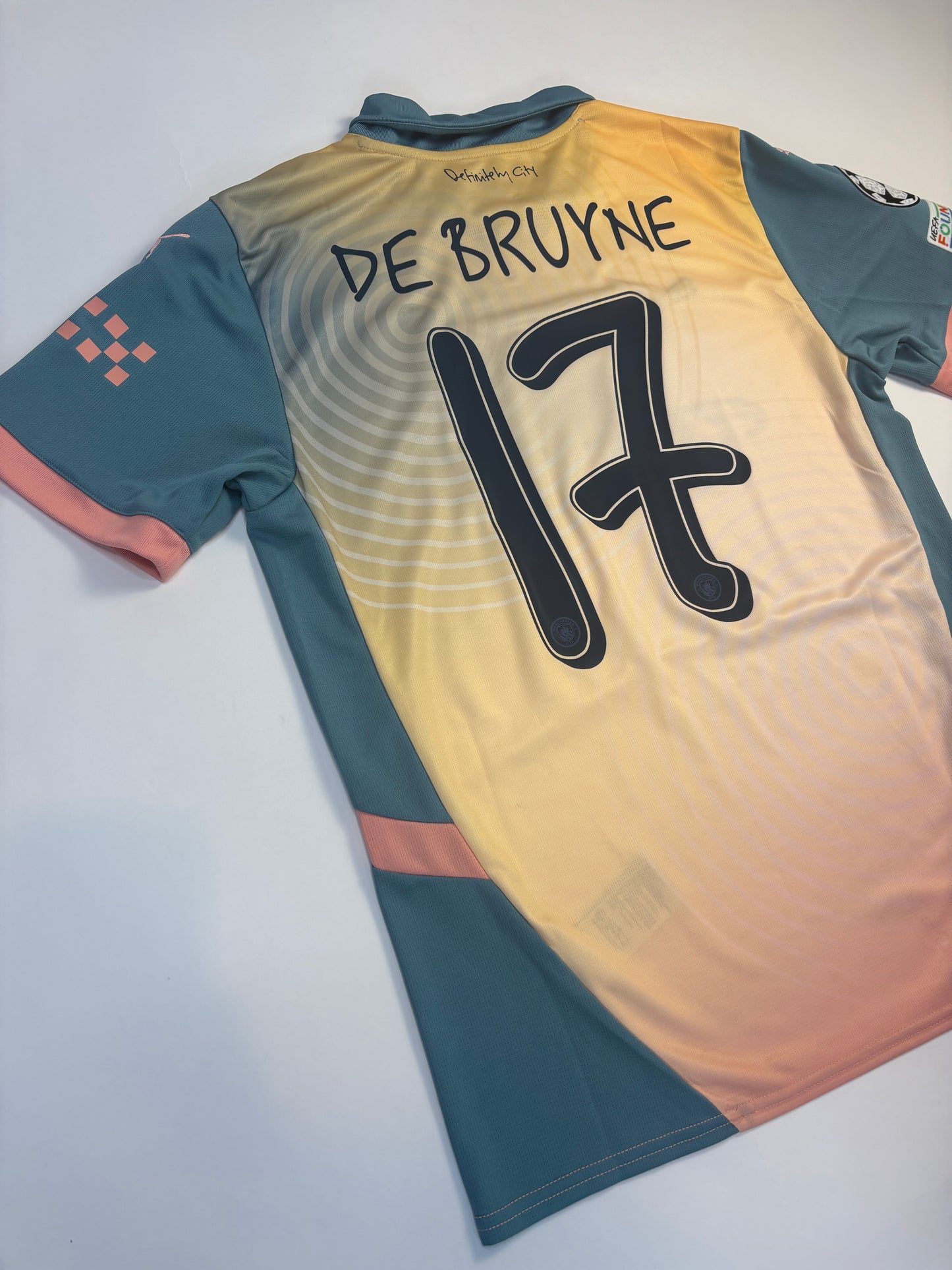 Manchester City Fourth Shirt 2024/25 BNWT (M) De Bruyne 17