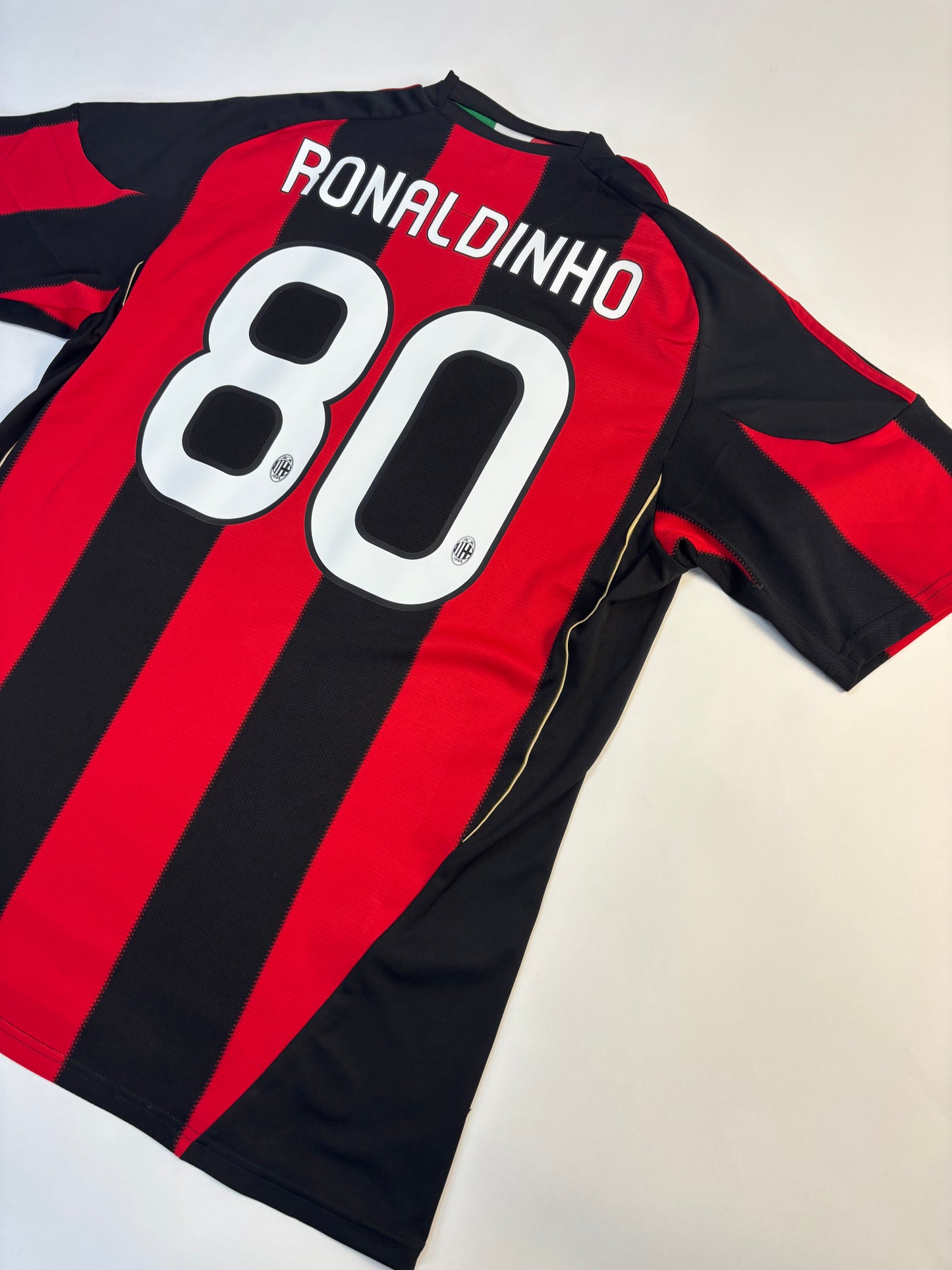 AC Milan Home Shirt 2010/11 (L) Ronaldinho 80