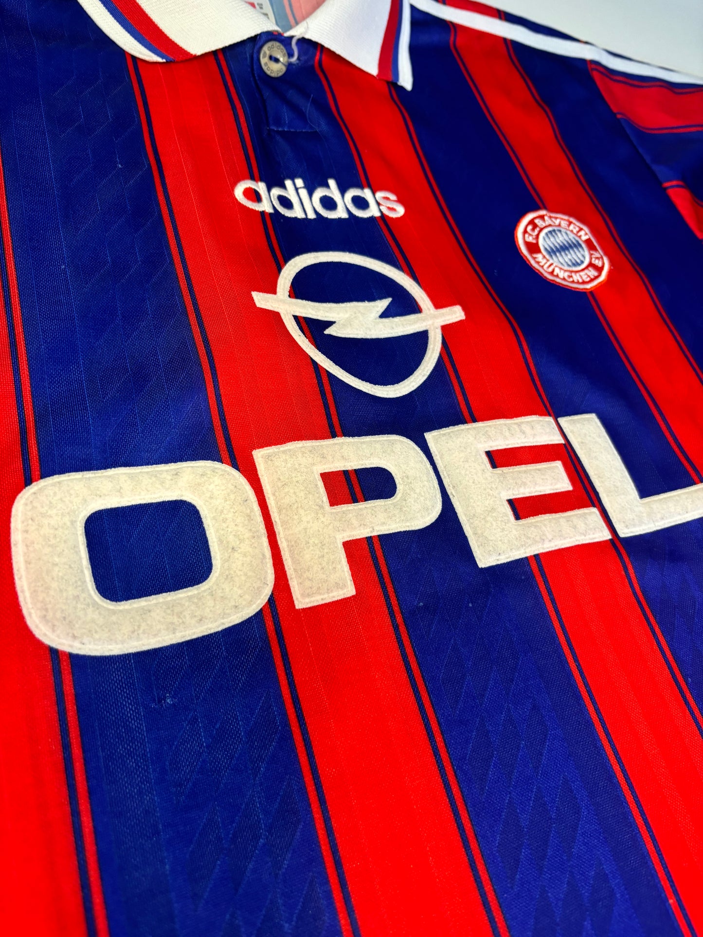 Bayern Munich Home Shirt 1995/97 (M)