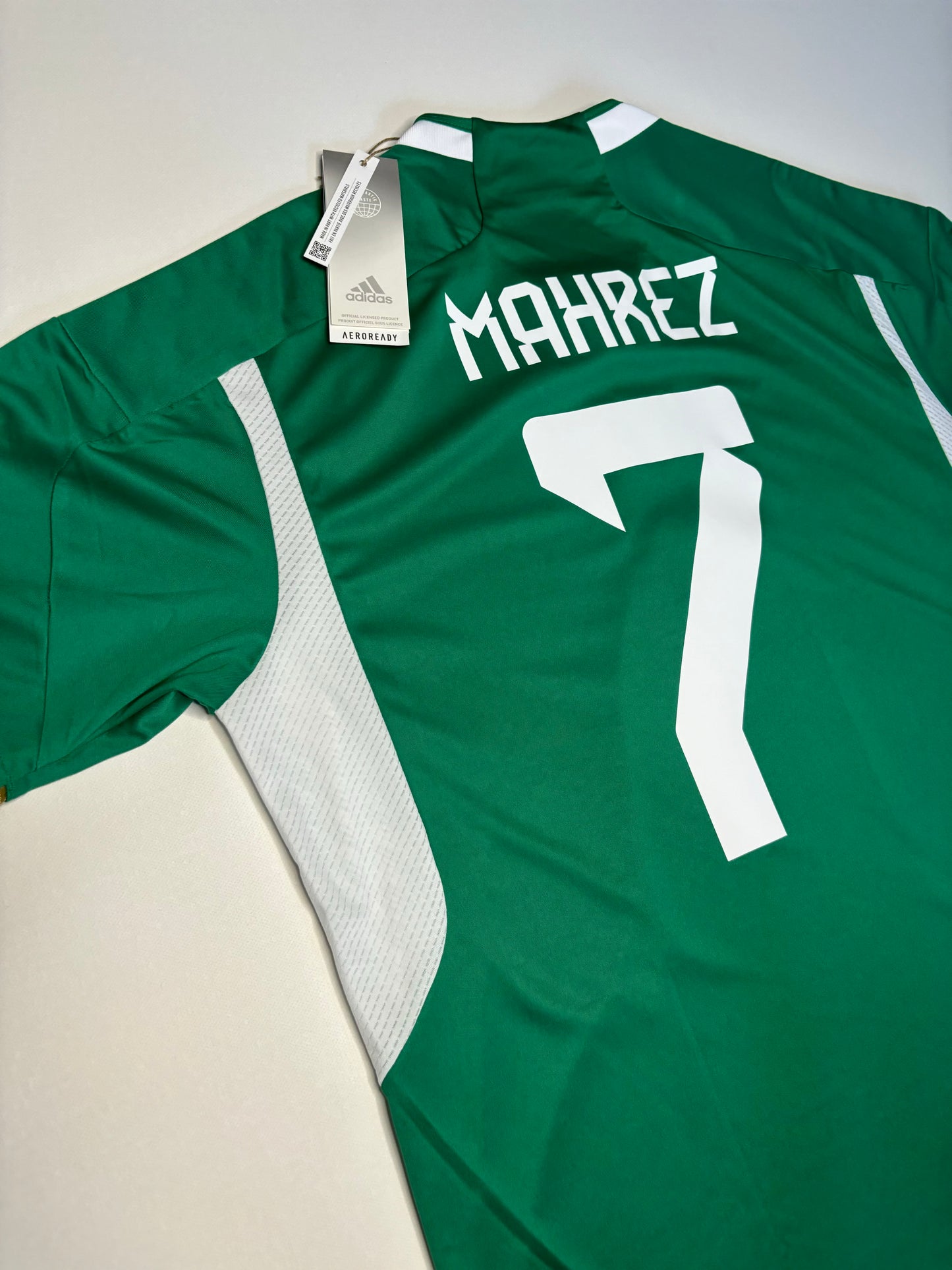 Algeria Away Shirt 2022/23 (L) Mahrez 7 BNWT