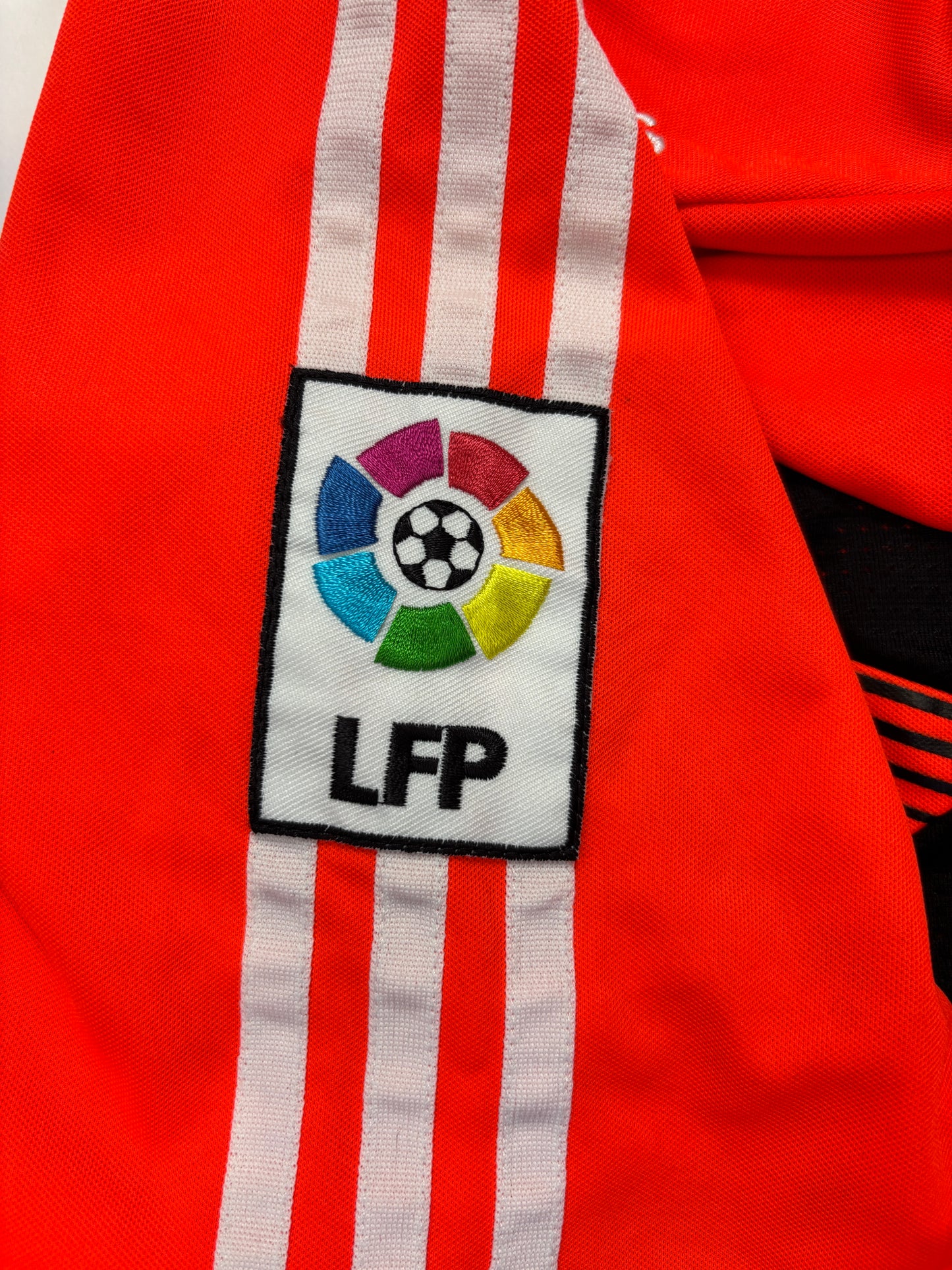 Real Madrid Goalkeeper Shirt 2007/08 (M) Casillas 1