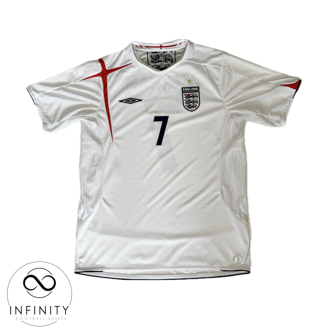 England Home Shirt 2005/07 (L) Beckham 7