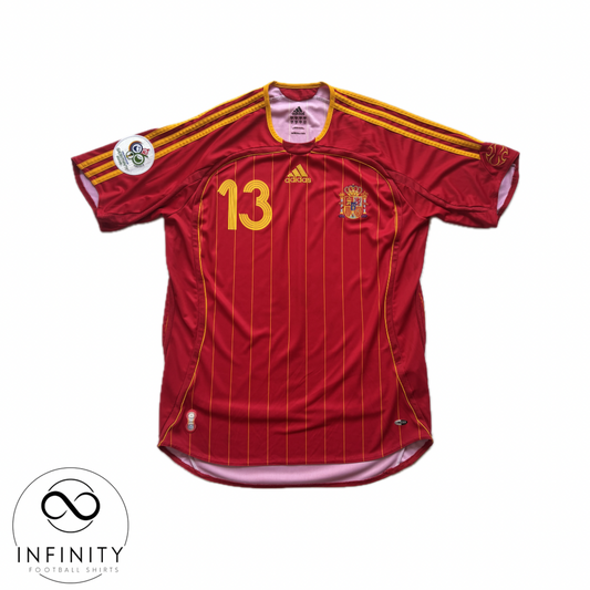Spain Home Shirt 2006/08 (M) A. Iniesta 13