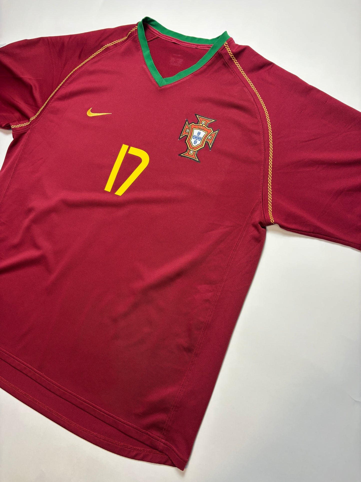 Portugal Home Shirt 2006/08 (XL) C.Ronaldo 17