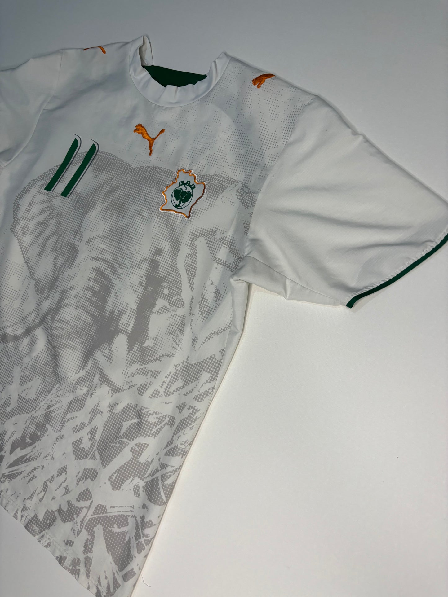 Ivory Coast Away Shirt 2006/07 (L) Drogba 11