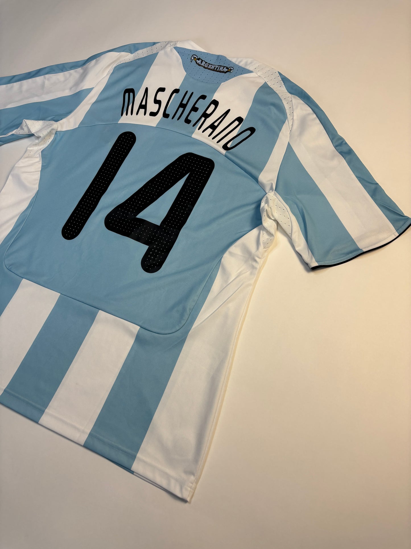 Argentina Home Shirt 2008/09 (L) Mascherano 14