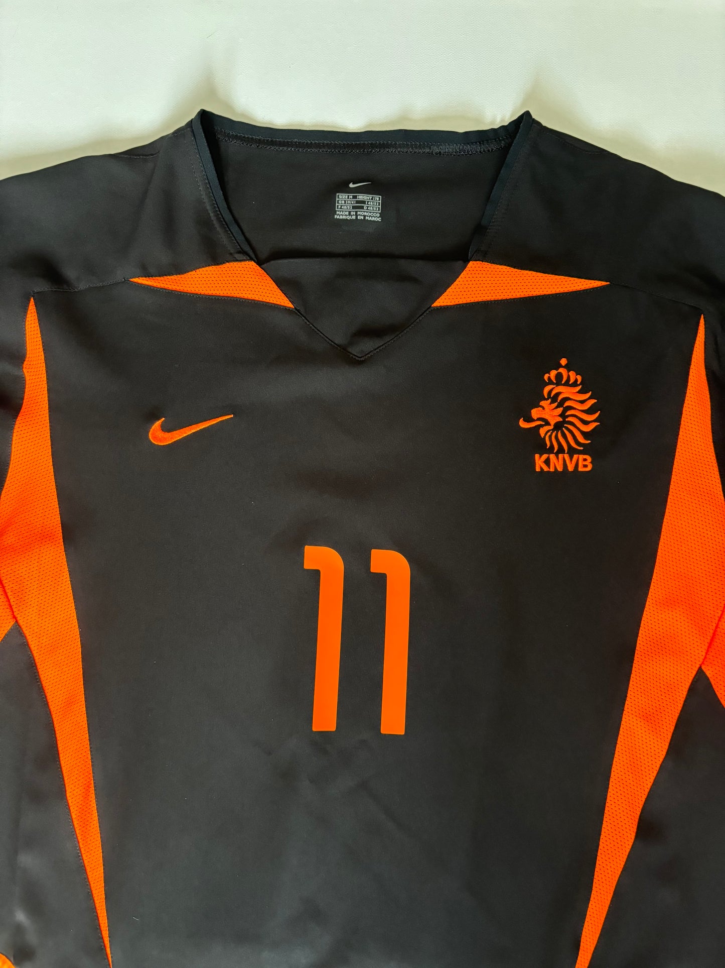 Netherlands Away Shirt 2002/04 (M) Overmars 11