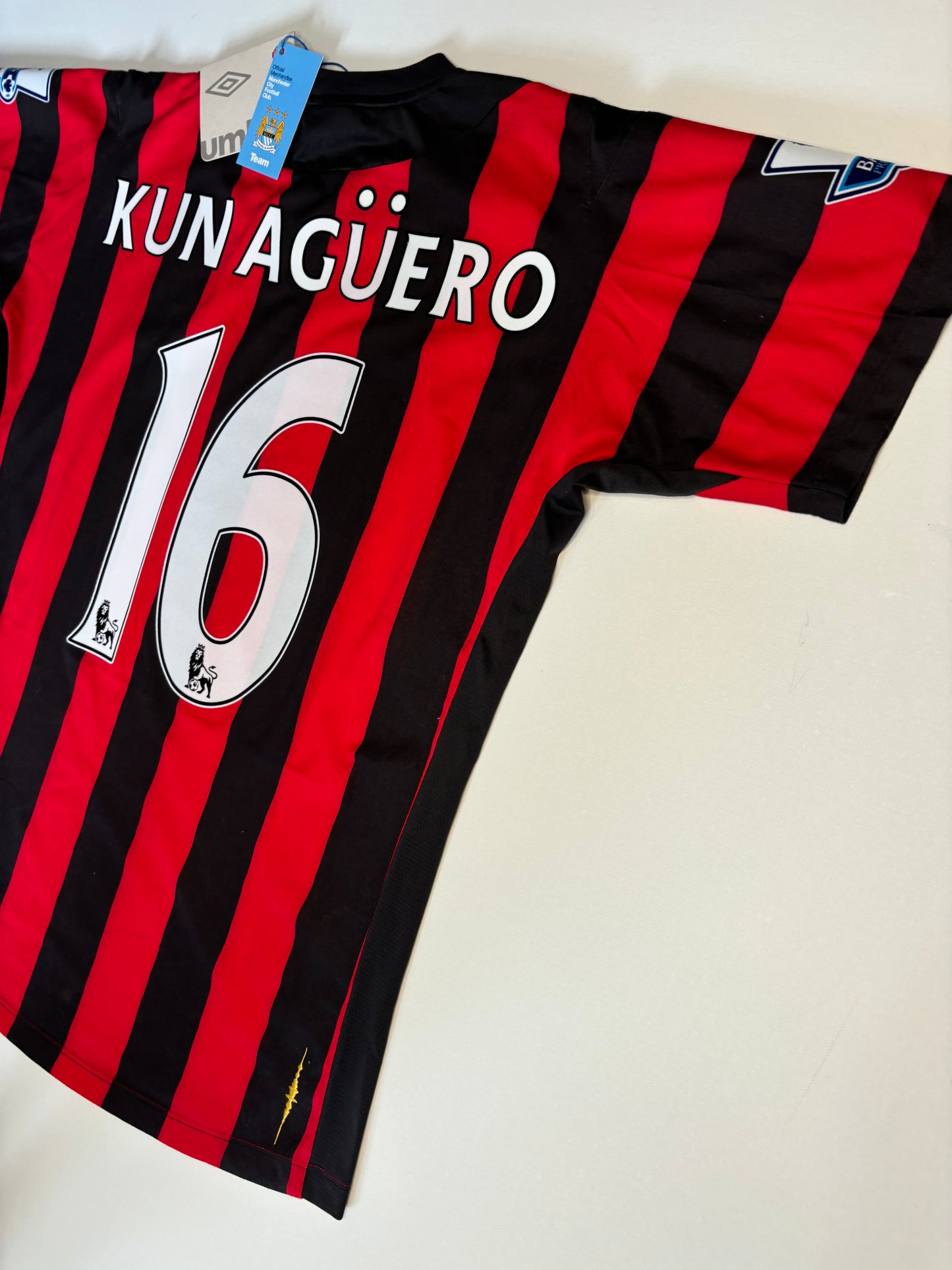 Manchester City Away Shirt 2011/12 (M) Kun Aguero 16 BNWT