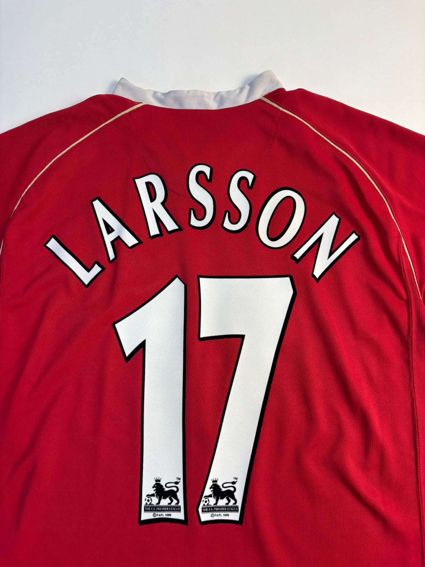 Manchester United Home Shirt 2006/07 (M) Larsson 17