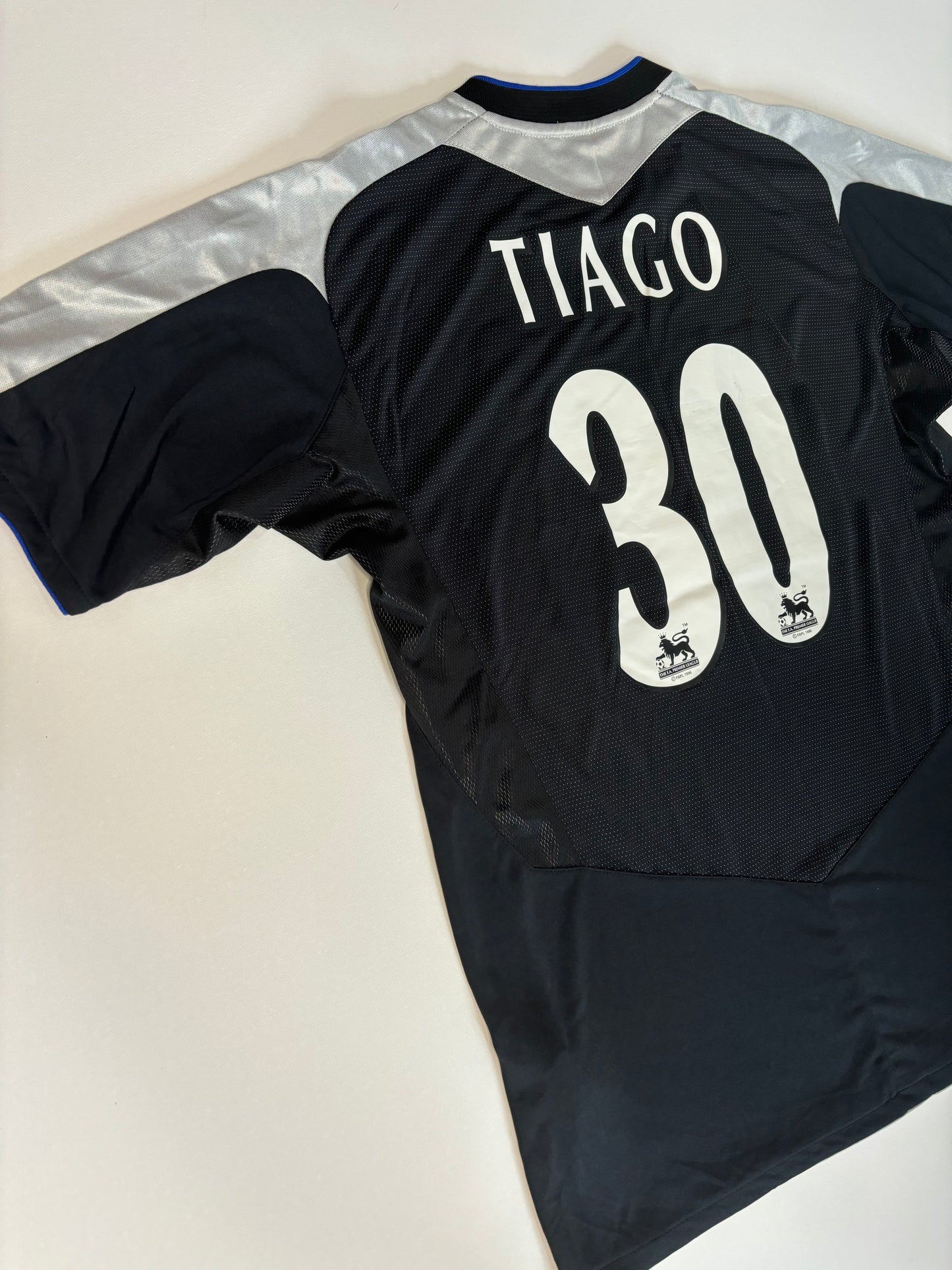 Chelsea Away Shirt 2004/05 (M) Tiago 30