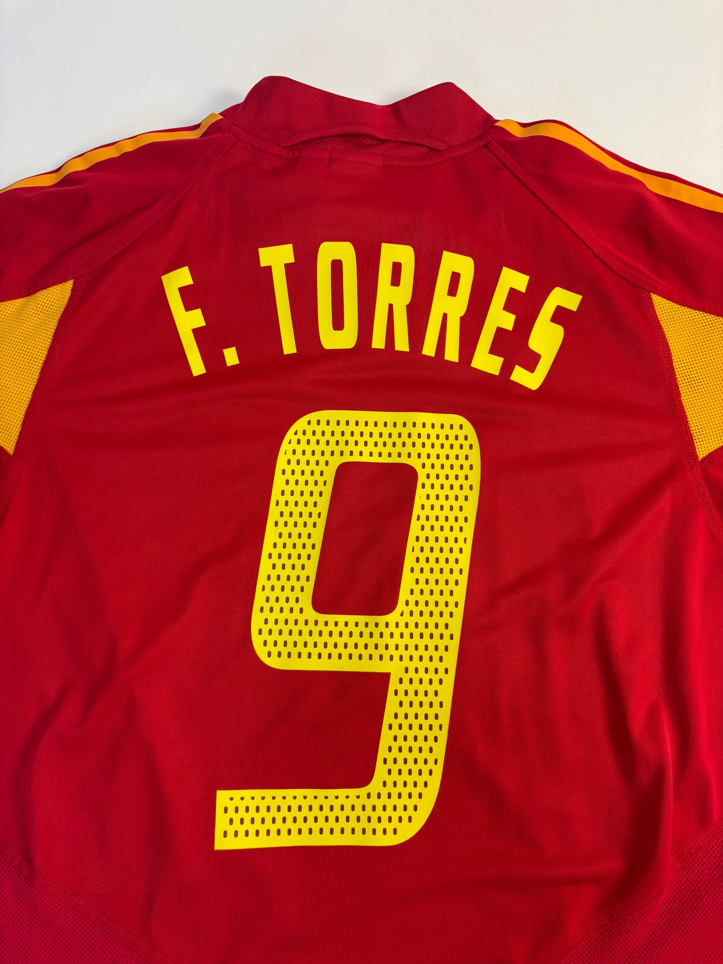 Spain Home Shirt 2004/06 (M) F.Torres 9