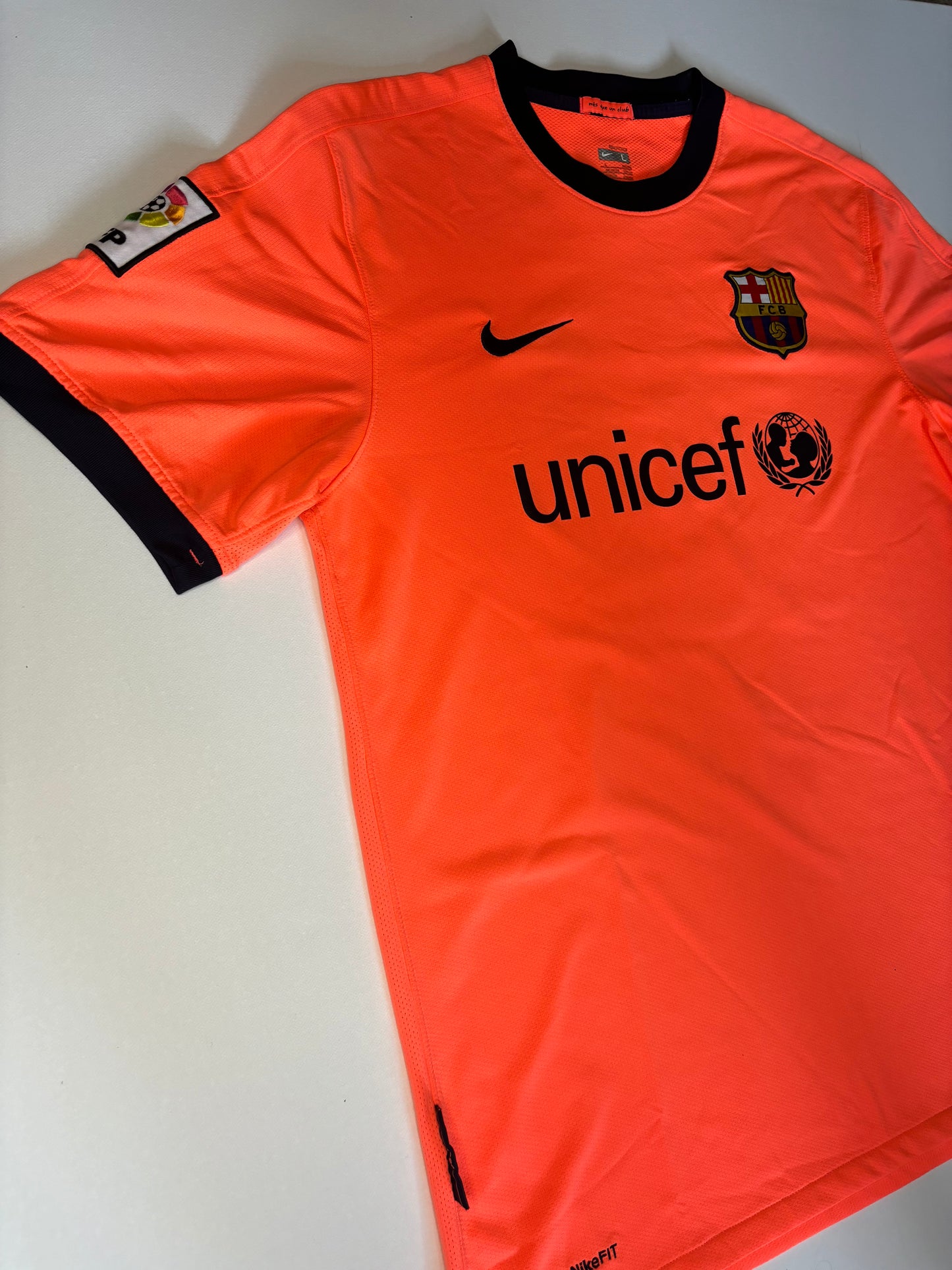 Barcelona Away Shirt 2009/10 (L) Messi 10