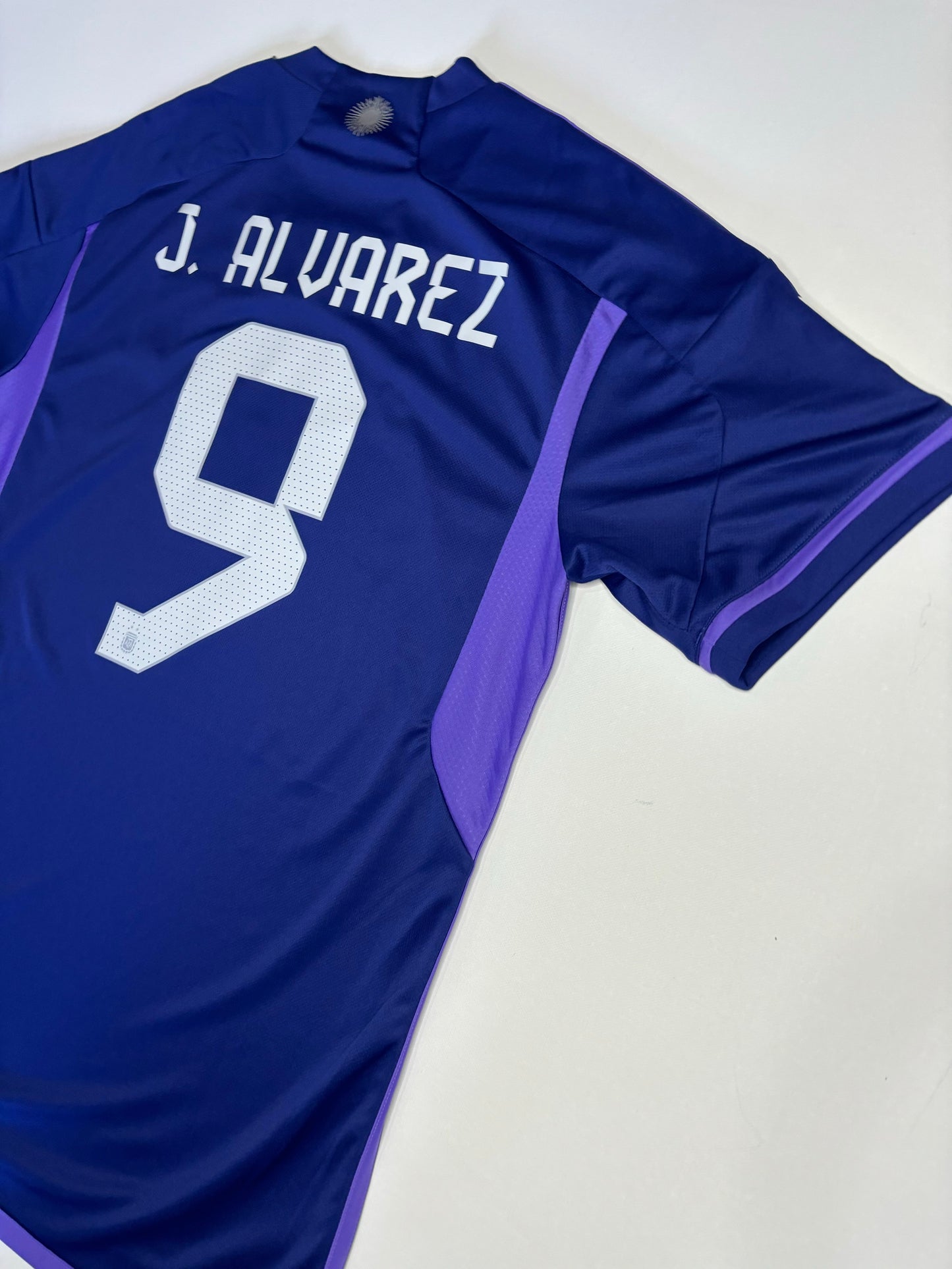 Argentina Away Shirt 2022/23 (XL) J.Alvarez 9