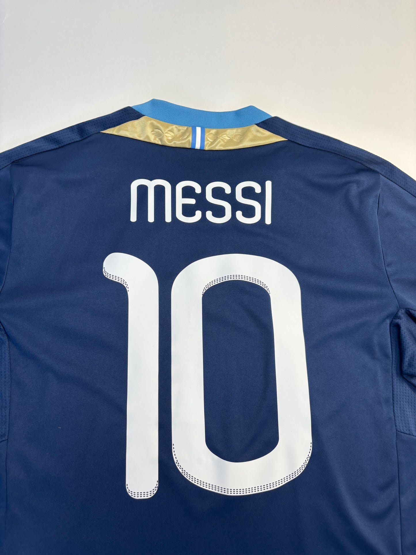Argentina Away Shirt 2011/13 (M) Messi 10