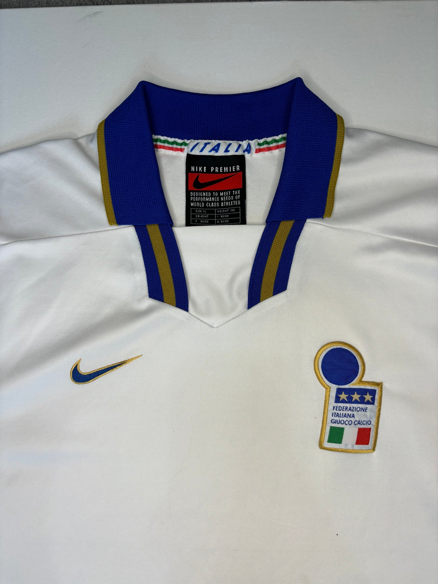 Italy Away Shirt 1996/97 (XL)