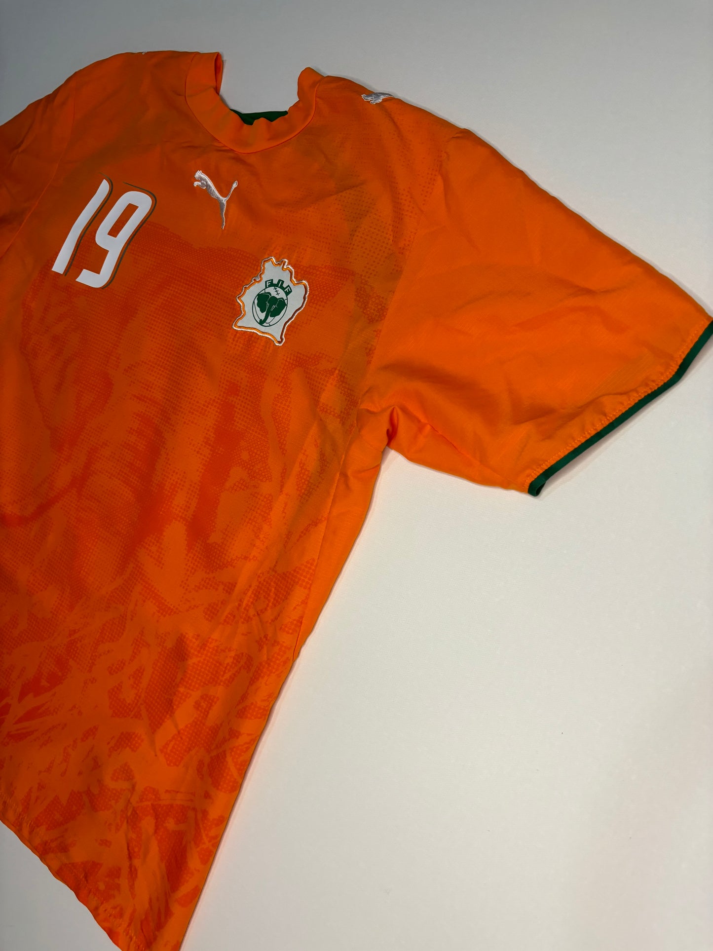 Ivory Coast Home Shirt 2006/07 (M) Toure Yaya 19