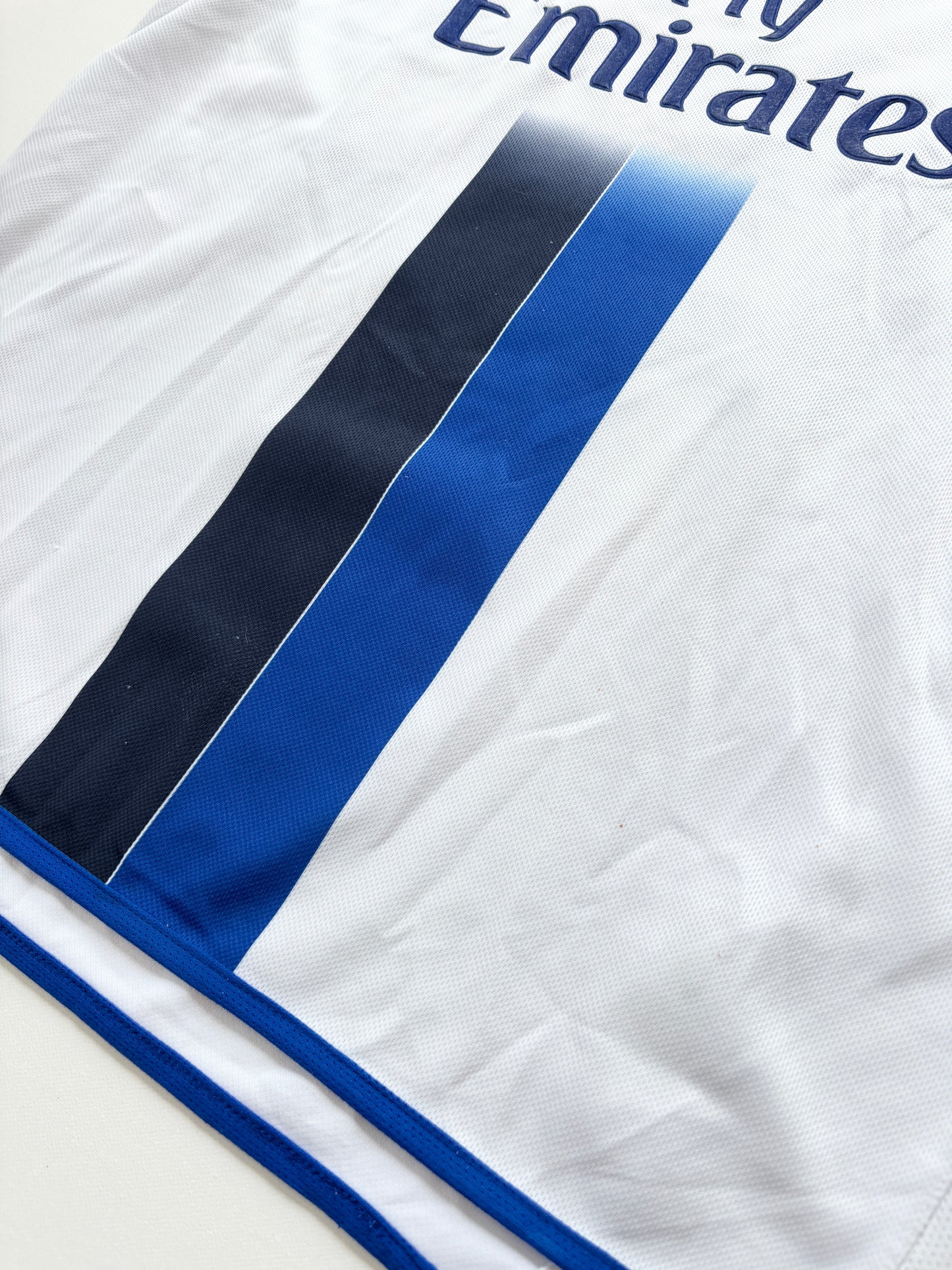 Chelsea Away Shirt 2003/04 (L) Gudjohnsen 22