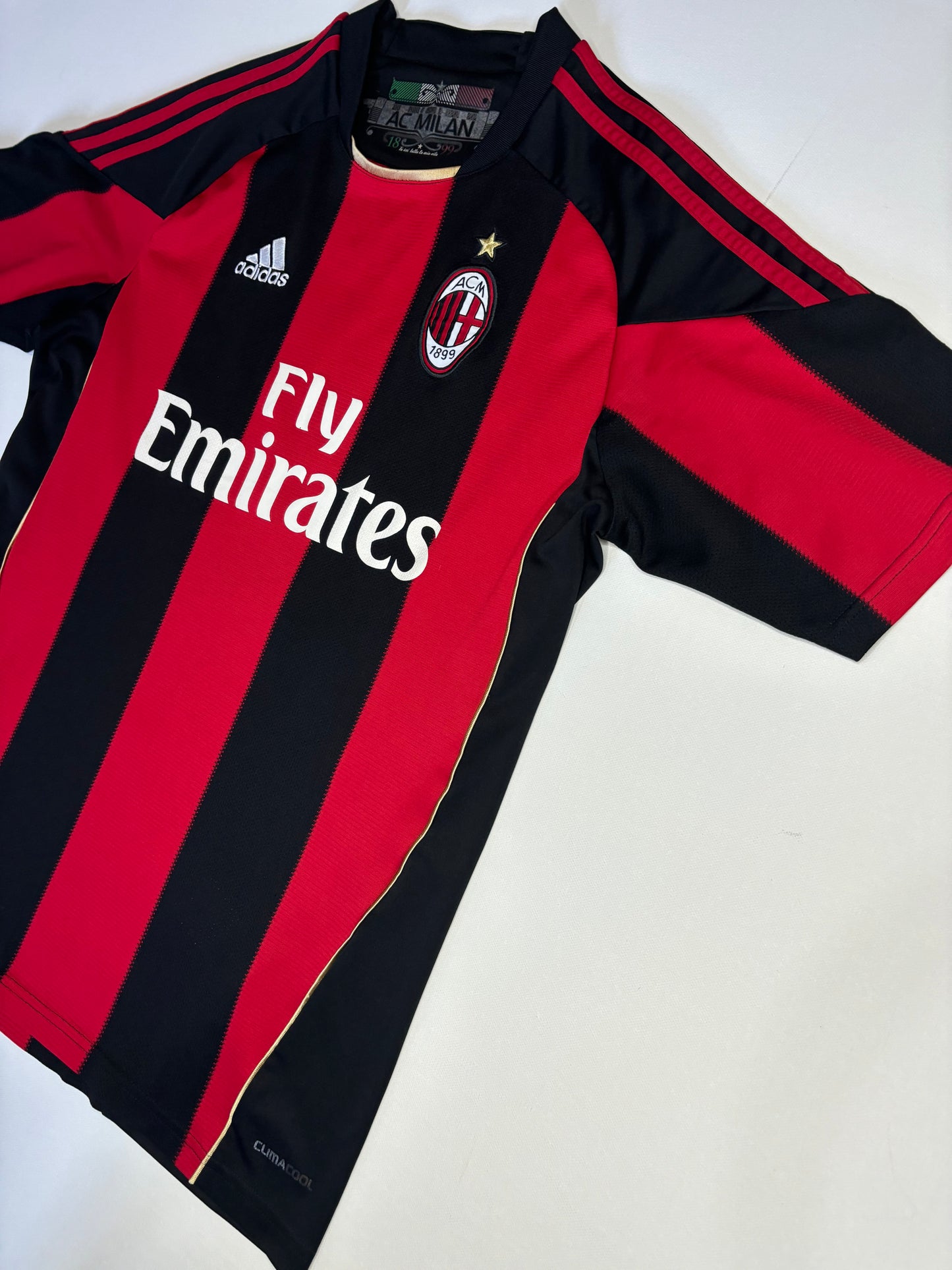 AC Milan Home Shirt 2010/11 (M) T.Silva 33