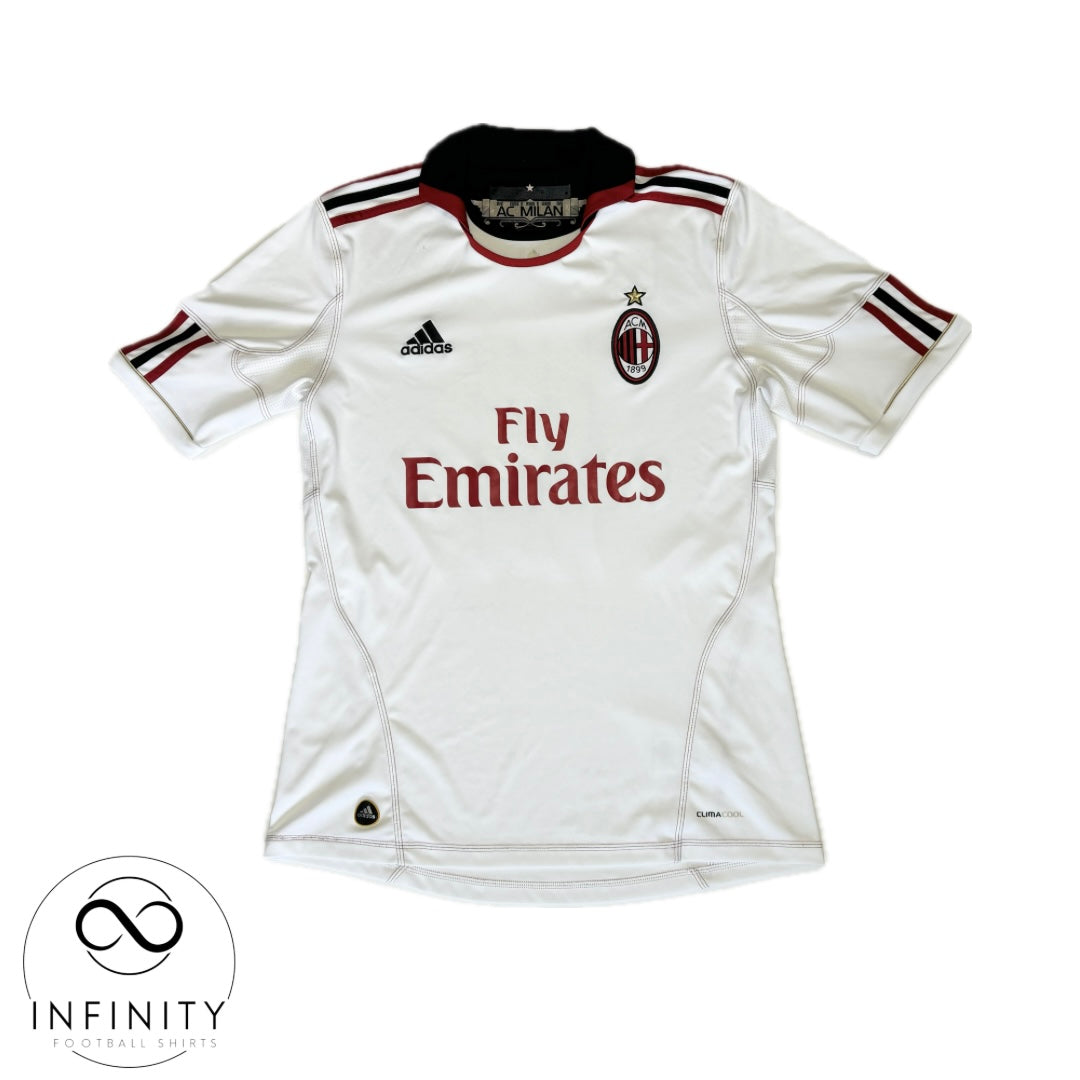 AC Milan Away Shirt 2010/11 (M) Ibrahimovic 11