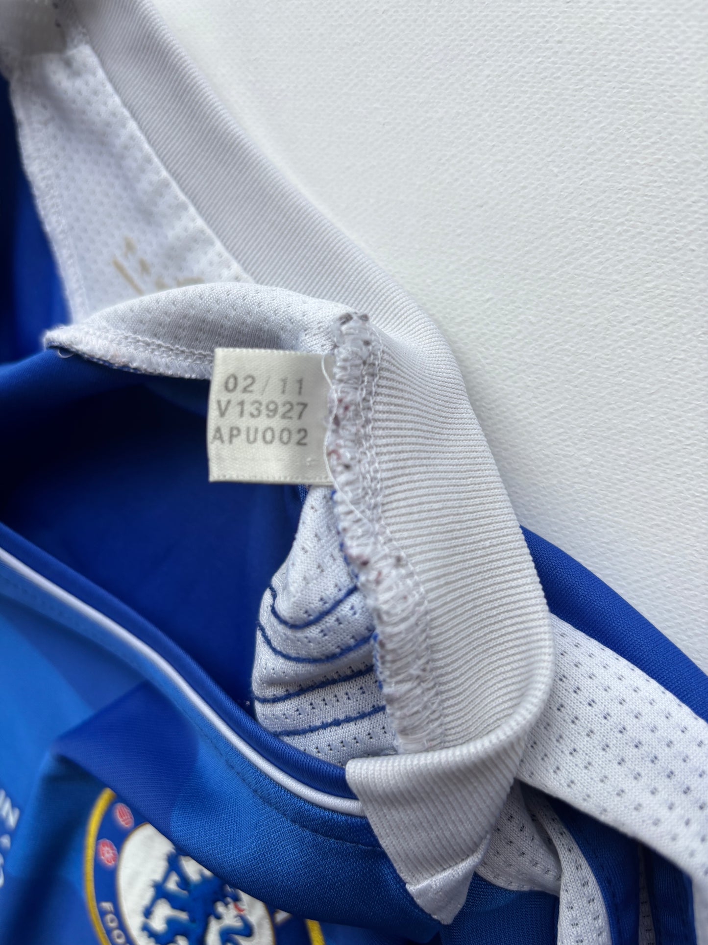 Chelsea Home Shirt 2011/12 (L) Mata 10