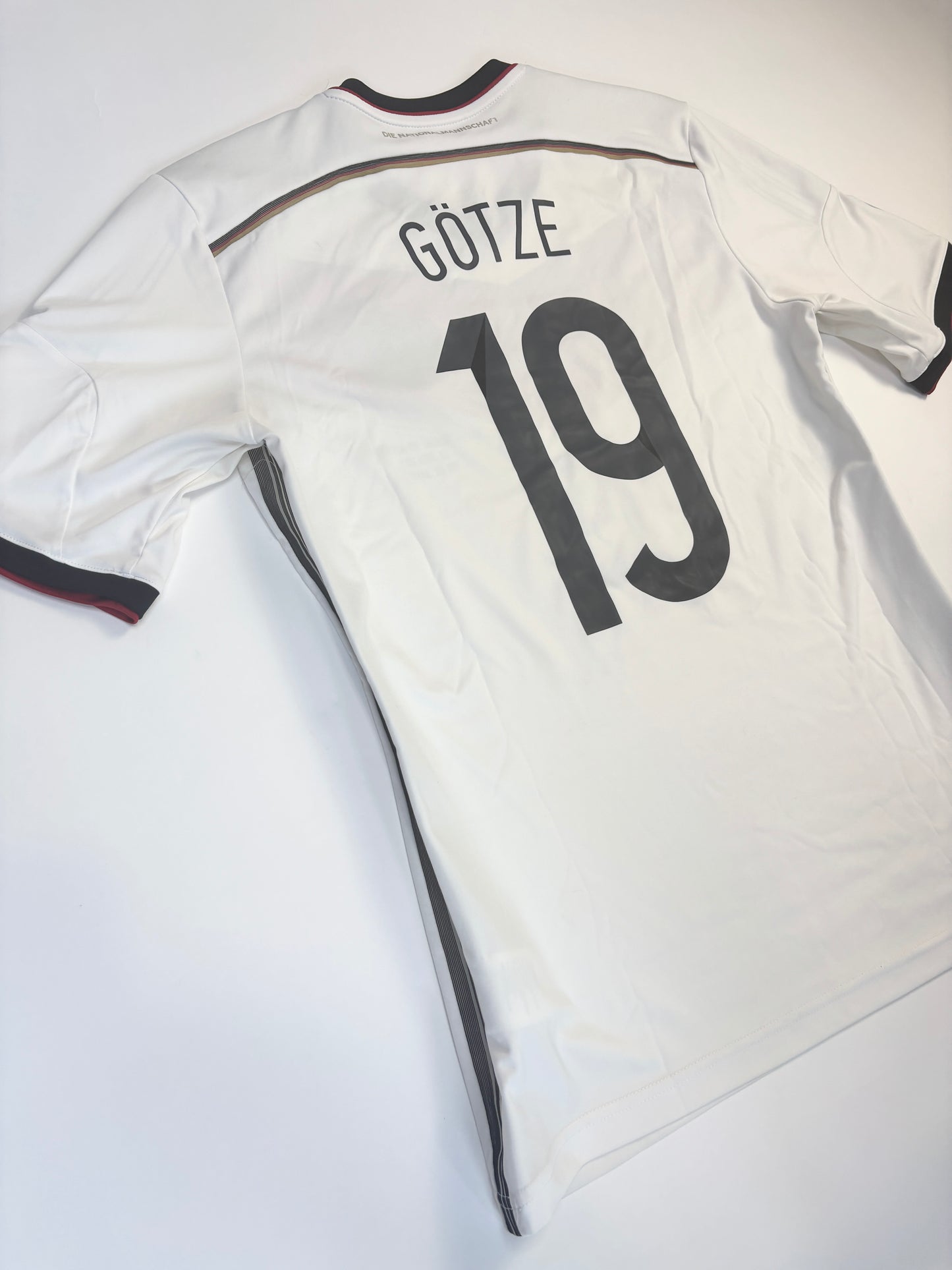 Germany Home Shirt 2014/15 (M) Gotze 19