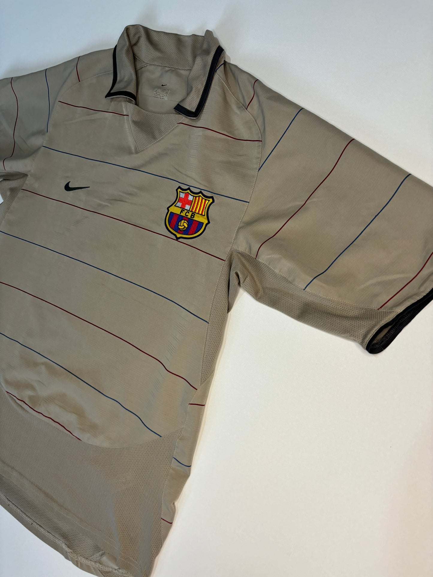 Barcelona Away Shirt 2003/04 (M) Ronaldinho 10