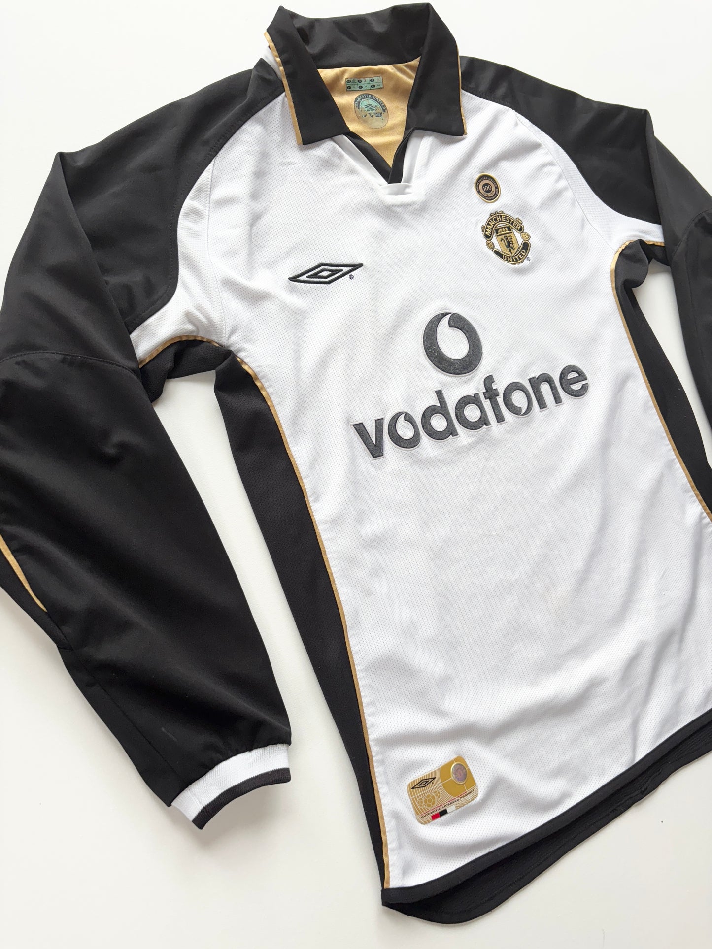 Manchester United Centenary Reversible Away Shirt LS 2001/02 (M) Beckham 7