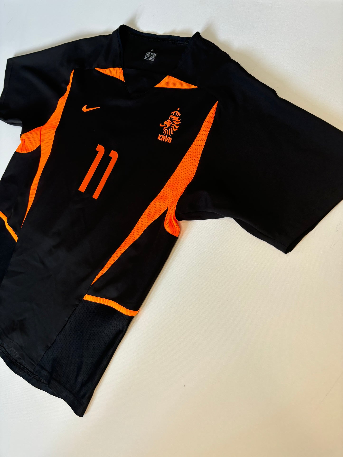 Netherlands Away Shirt 2002/04 (M) Overmars 11