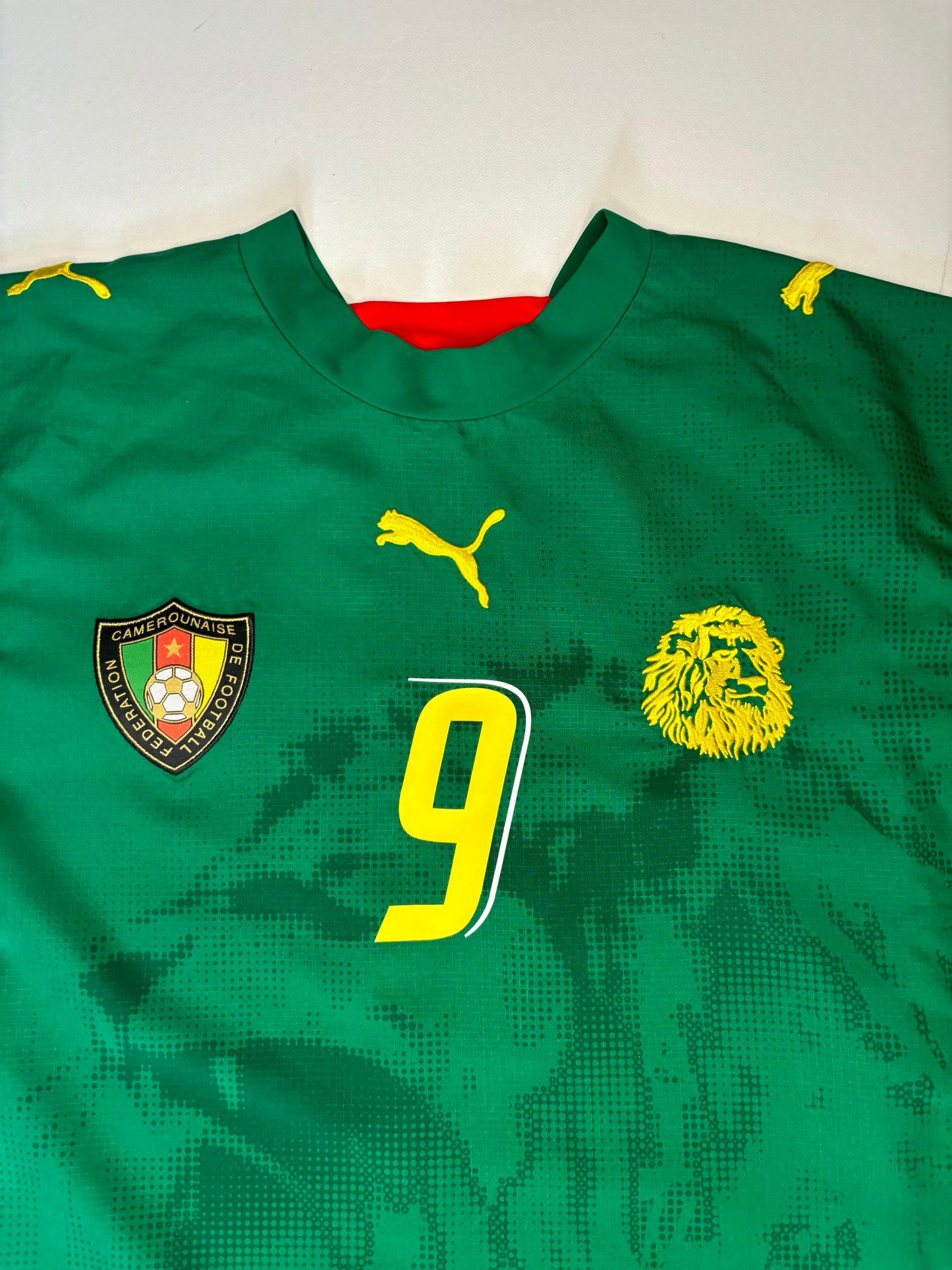 Cameroon Home Shirt 2006/08 (L) Eto’o 9