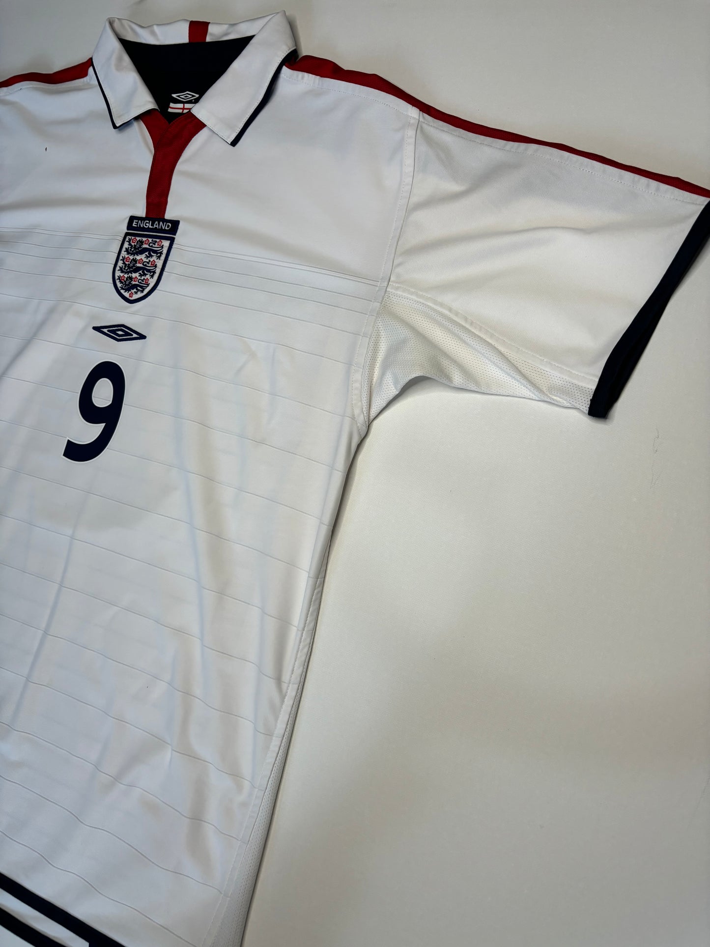 England Home Shirt 2003/05 (L) Rooney 9