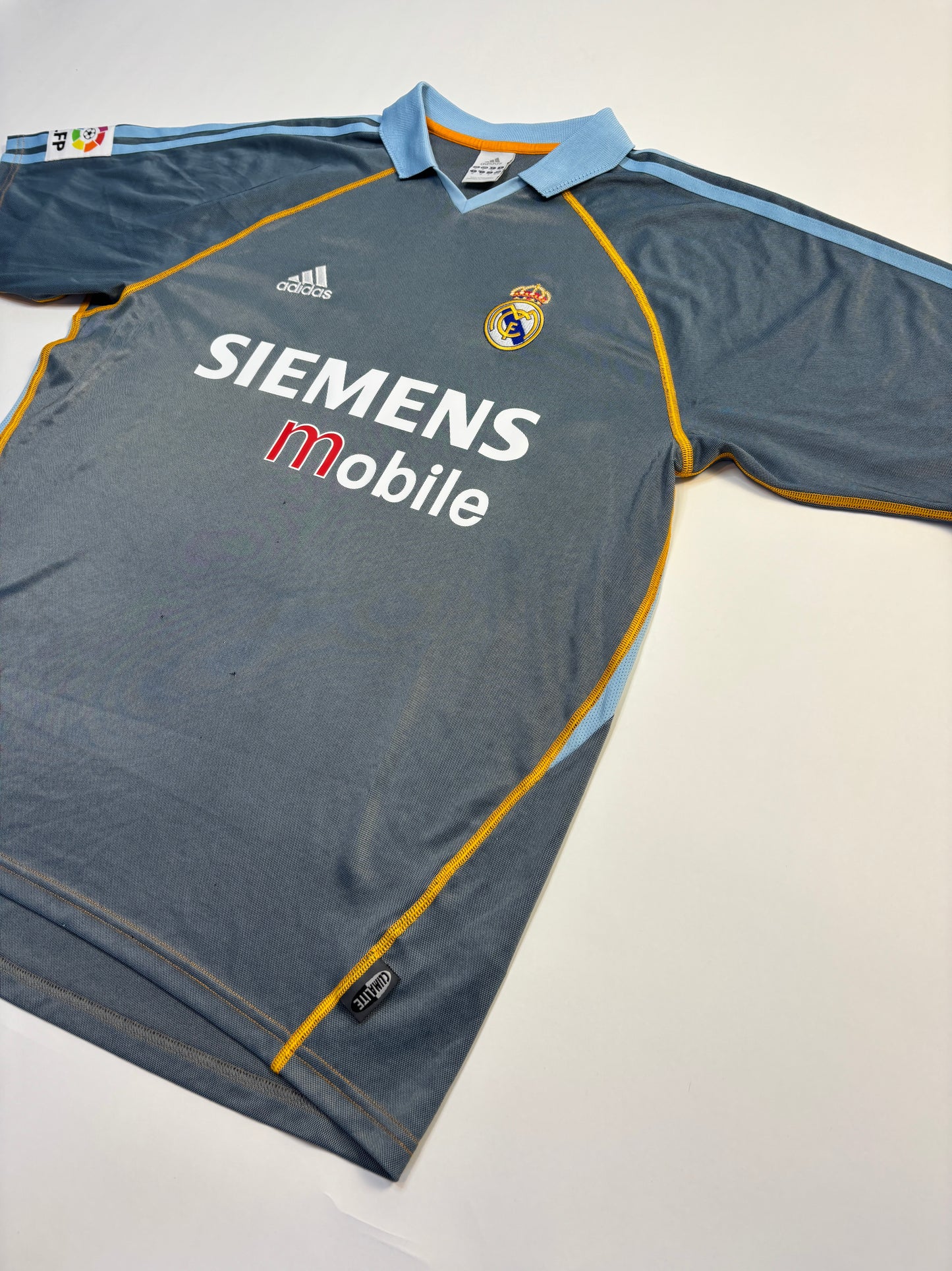 Real Madrid Third Shirt 2003/04 (M) Zidane 5