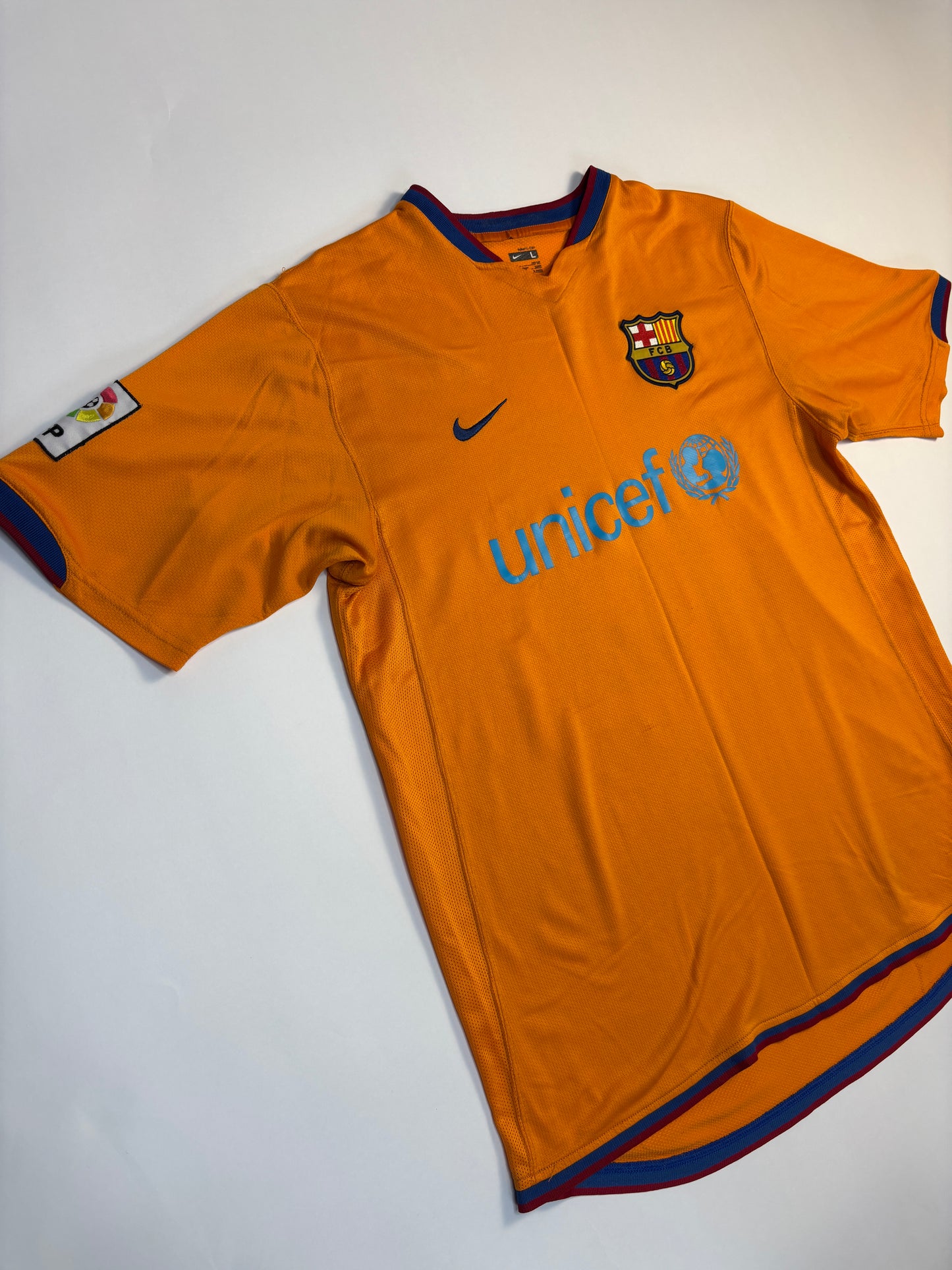 Barcelona Away Shirt 2007/08 (L) Ronaldinho 10