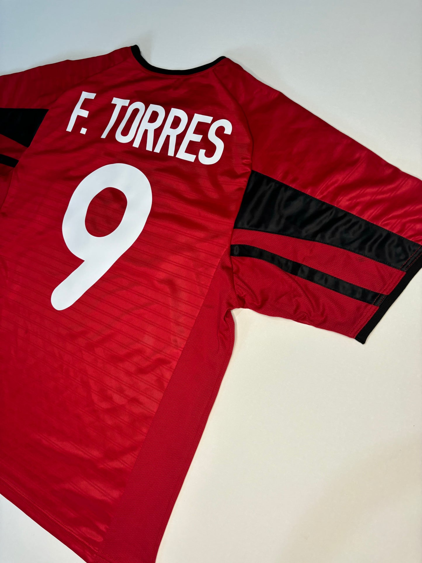 Atletico Madrid Away Shirt 2001/02 (M) F.Torres 9