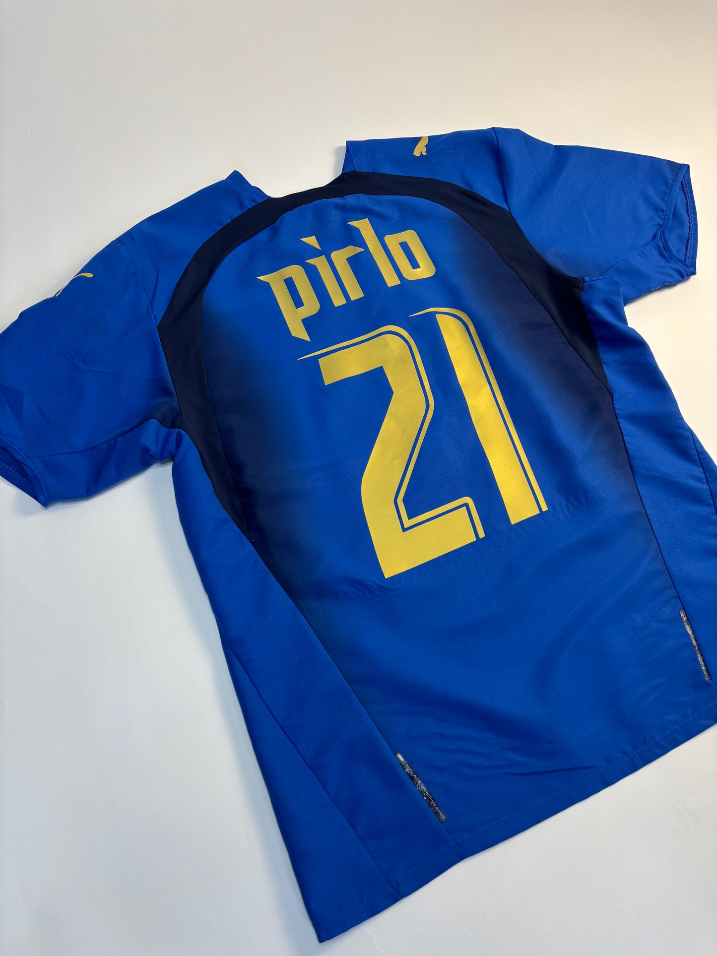 Italy Home Shirt 2006 (M) Pirlo 21