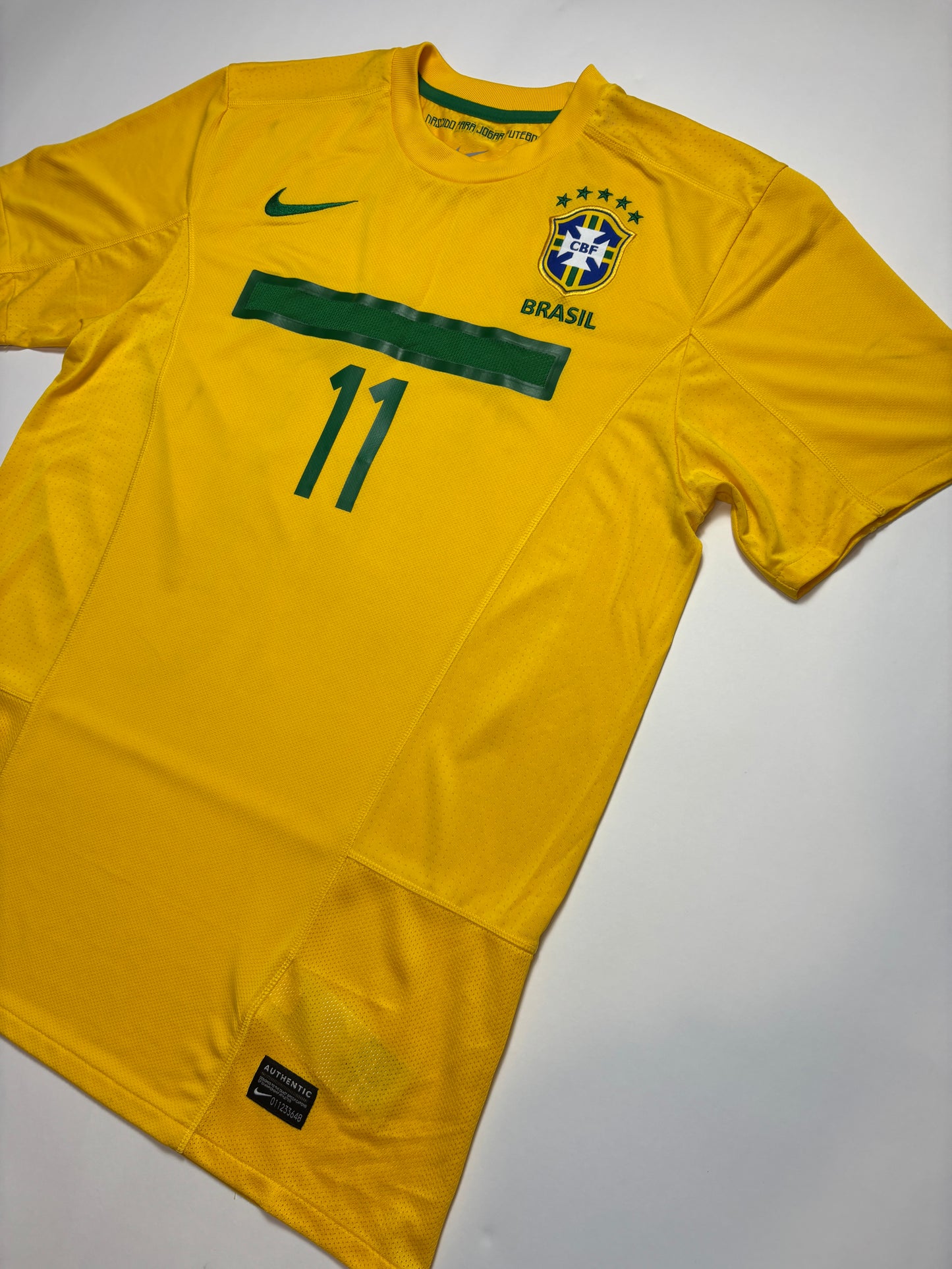 Brazil Home Shirt 2011/12 (M) Neymar 11