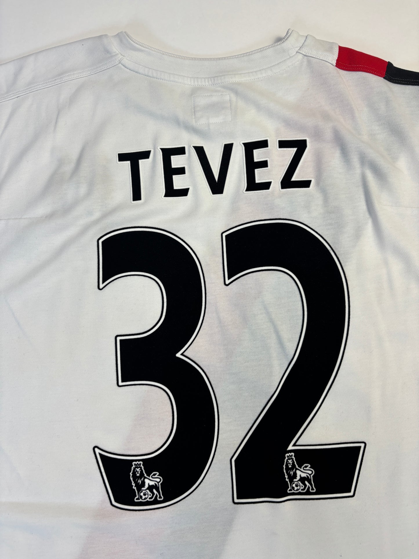 Manchester City Third Shirt 2009/11 (XL) Tevez 32