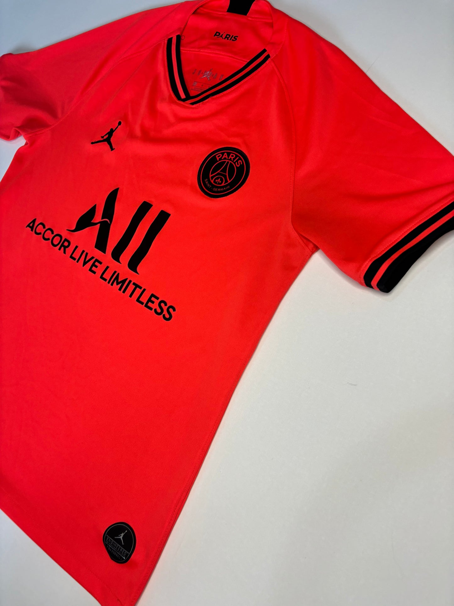 PSG Away Shirt 2019/20 (M) Mbappe 7