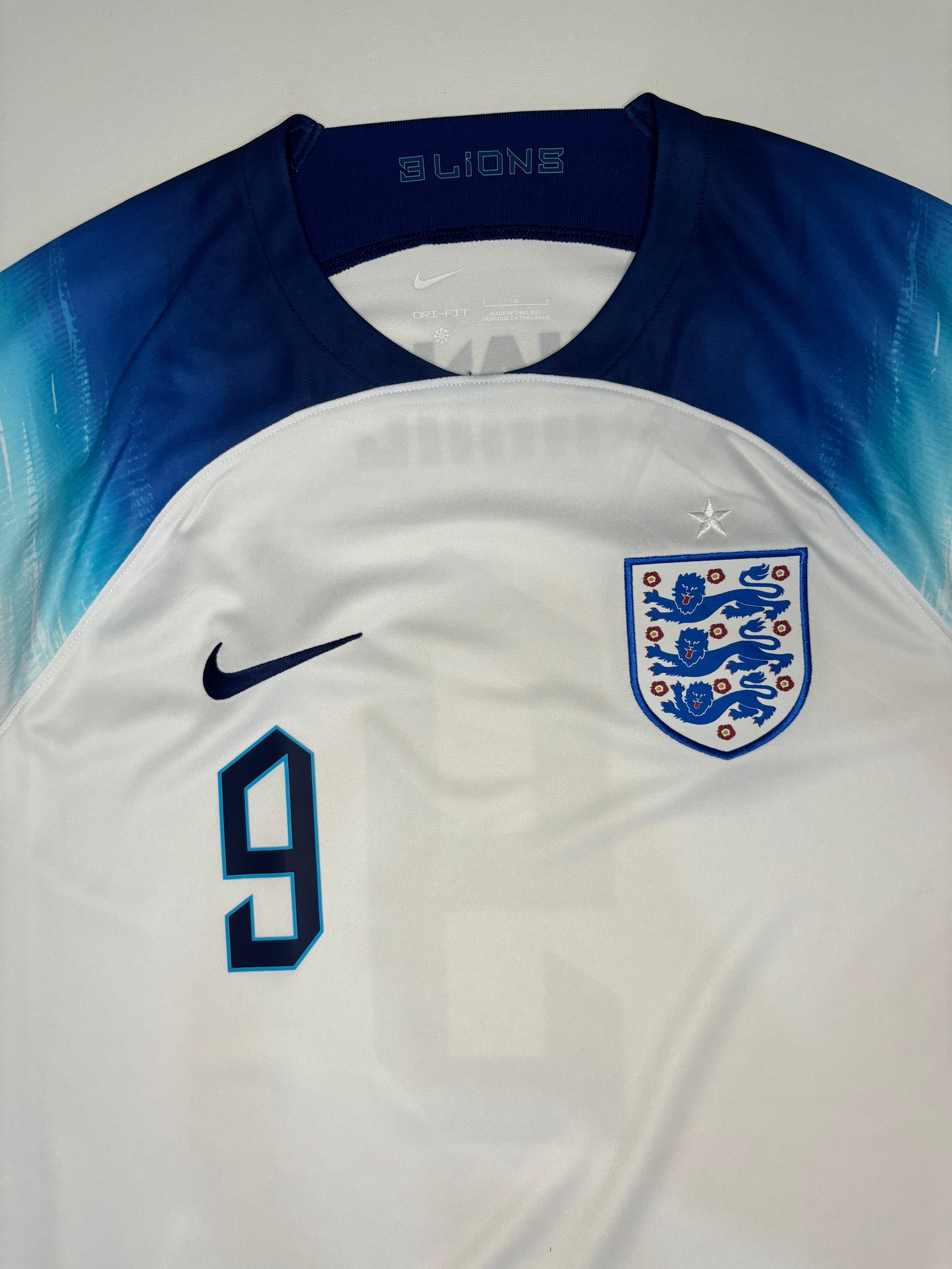 England Home Shirt 2022/24 (L) Kane 9