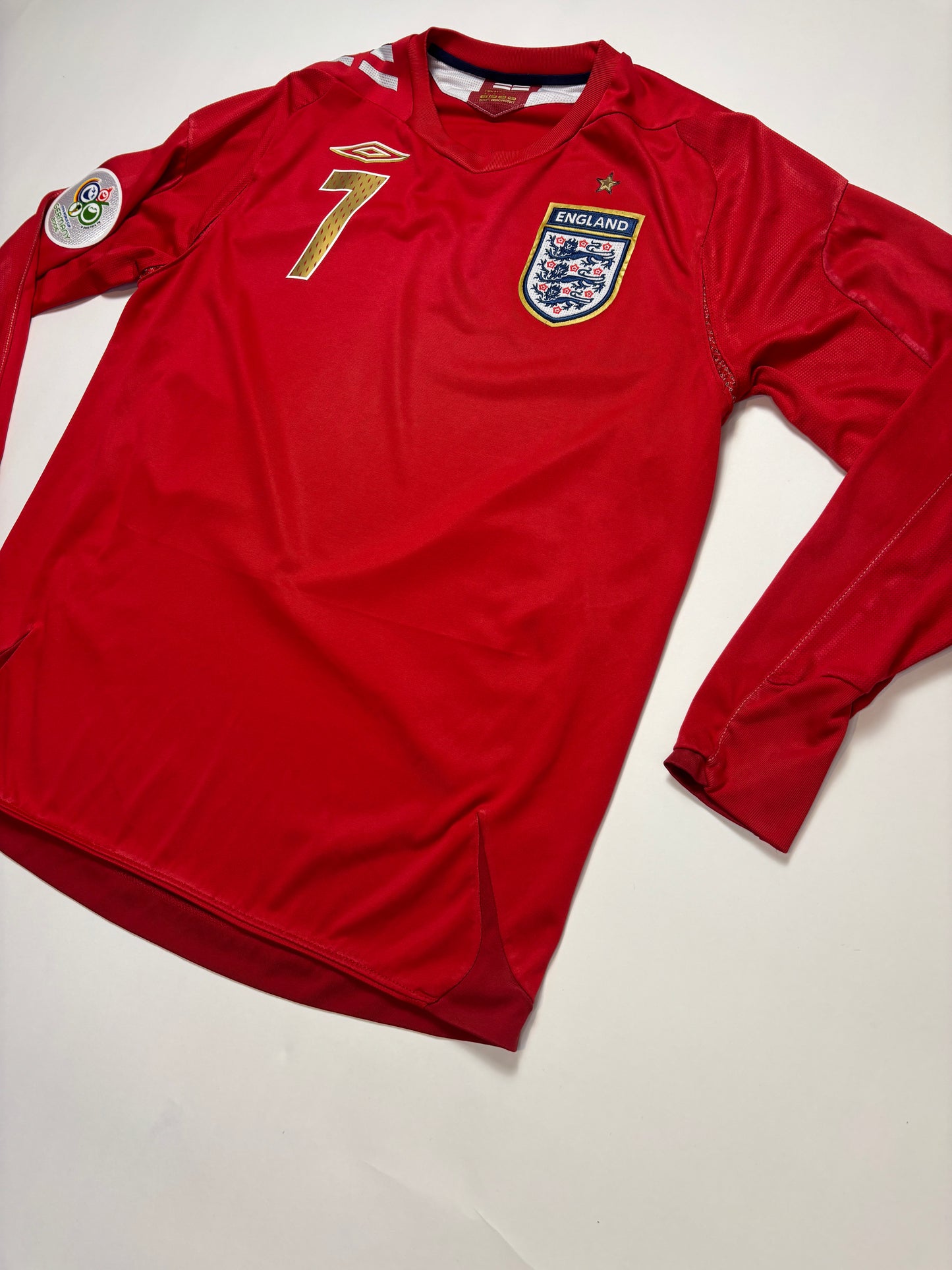 England Away Shirt LS 2006/08 (M) Beckham 7