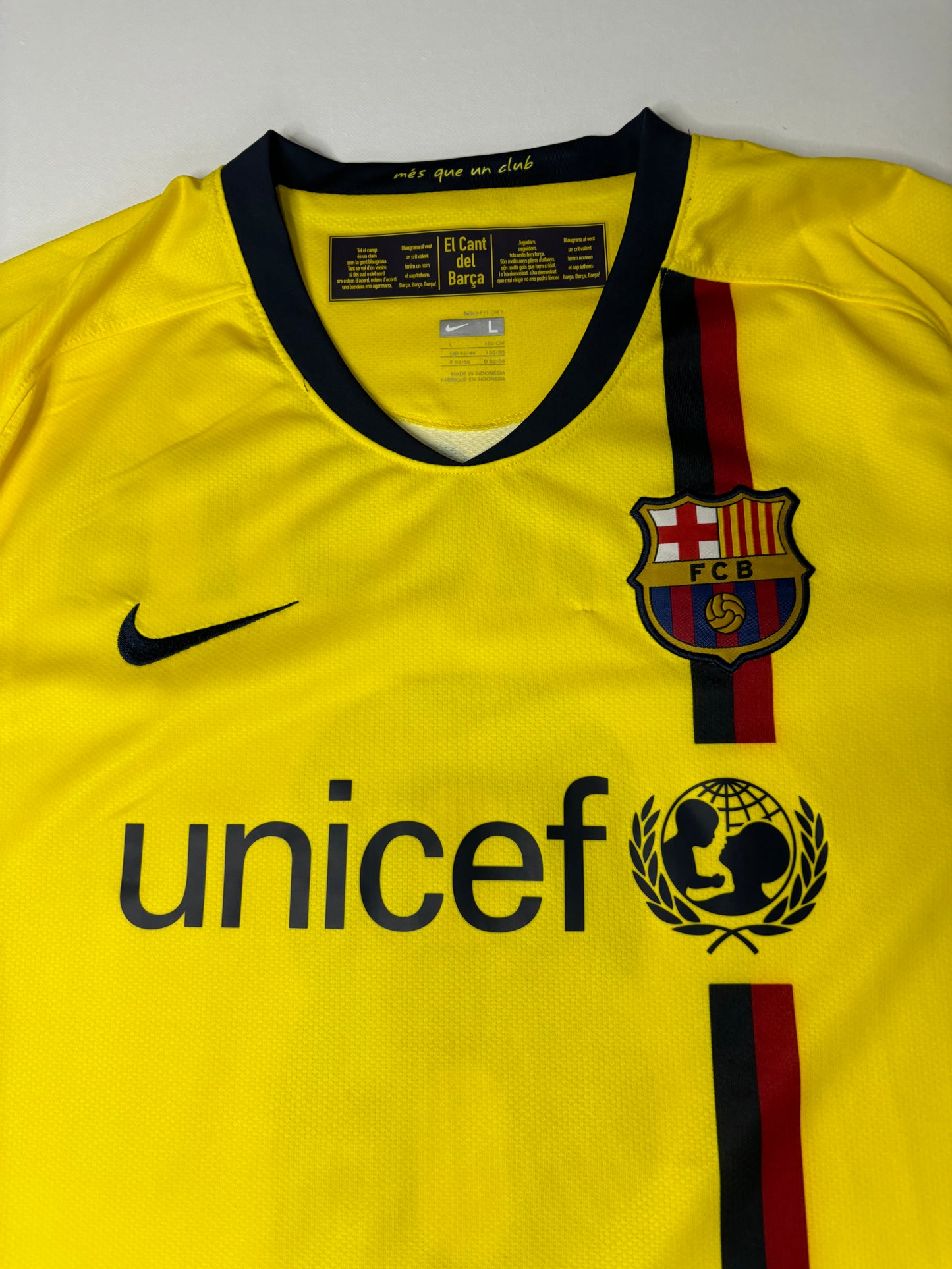 Barcelona Away Shirt 2008/09 (L) Iniesta 8