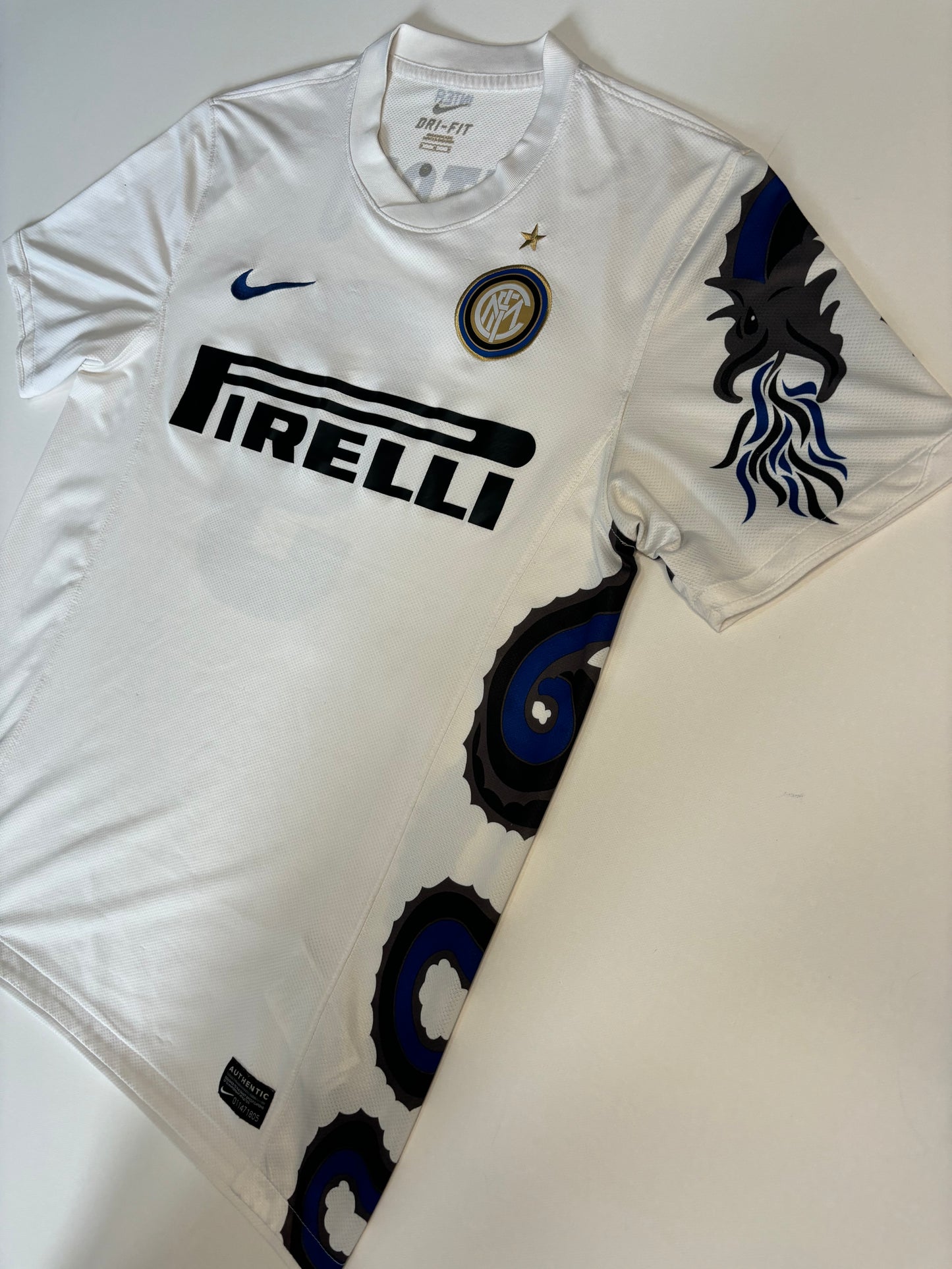 Inter Milan Away Shirt 2010/11 (M) Eto'o 9