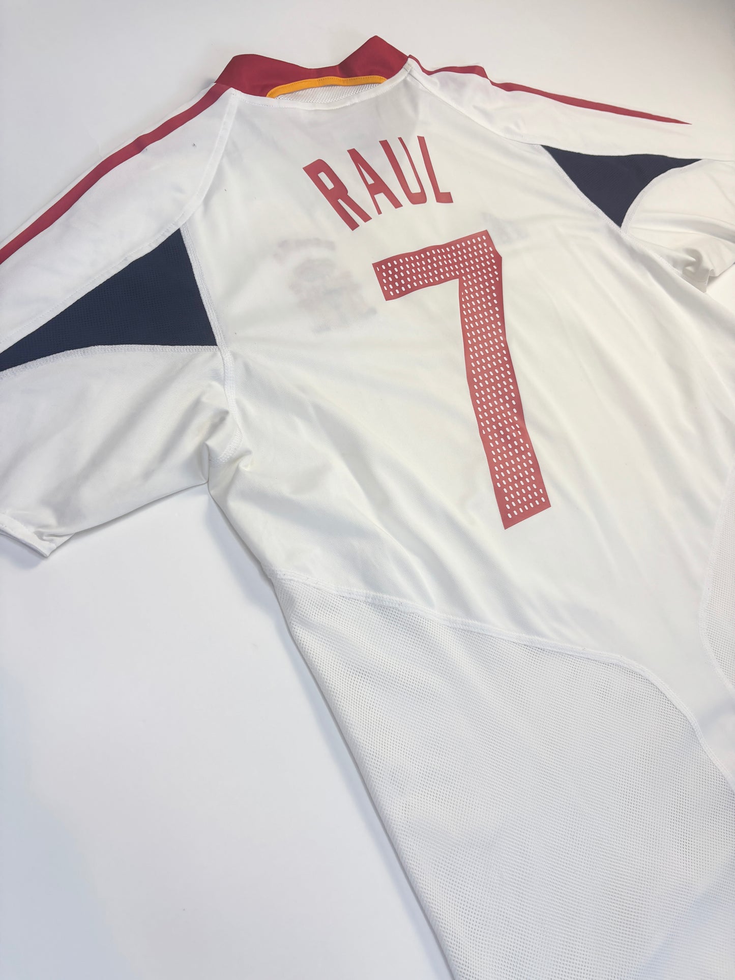 Spain Away Shirt 2004/06 (M) Raul 7