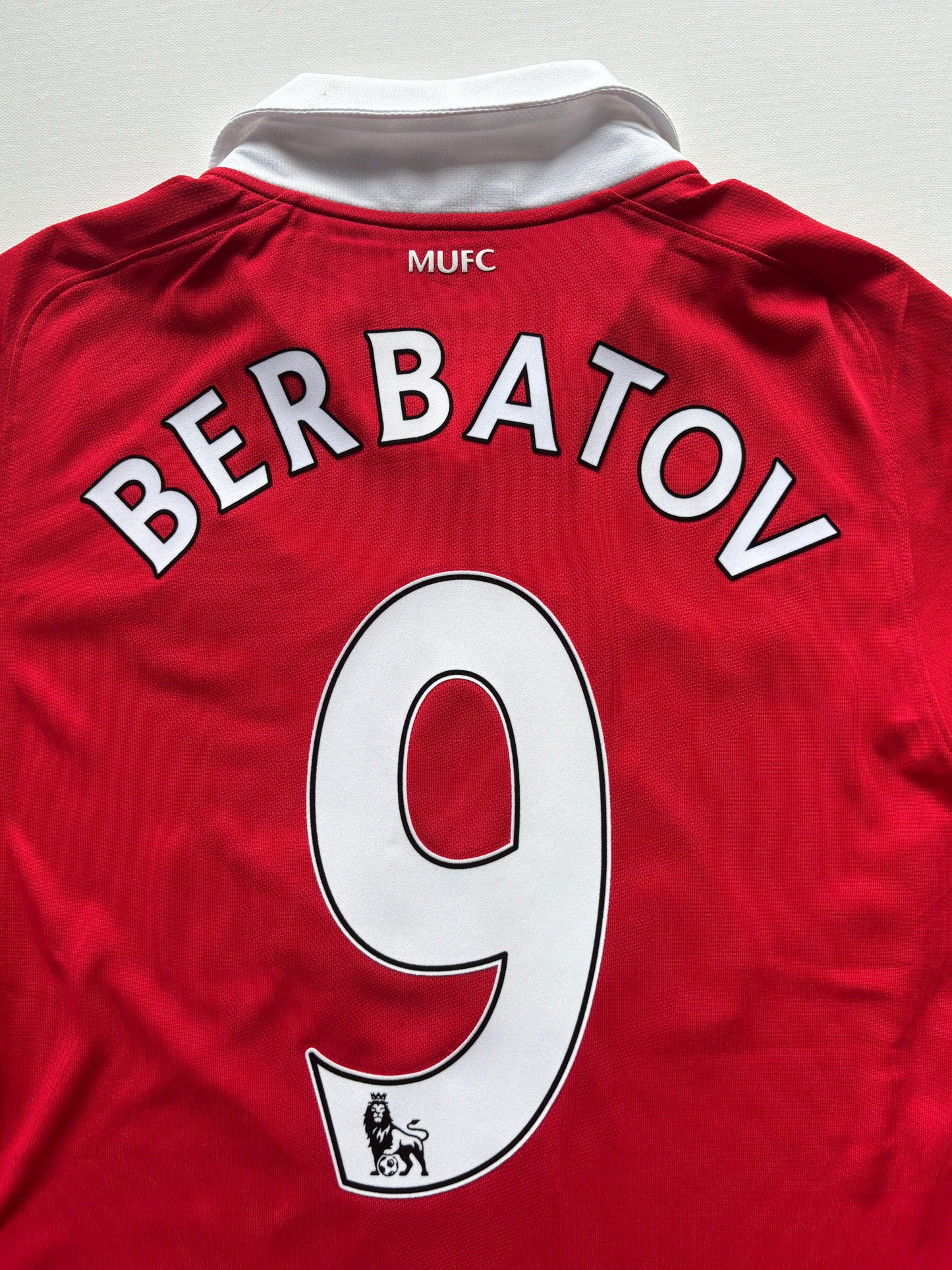 Manchester United Home Shirt LS 2010/11 (M) Berbatov 9