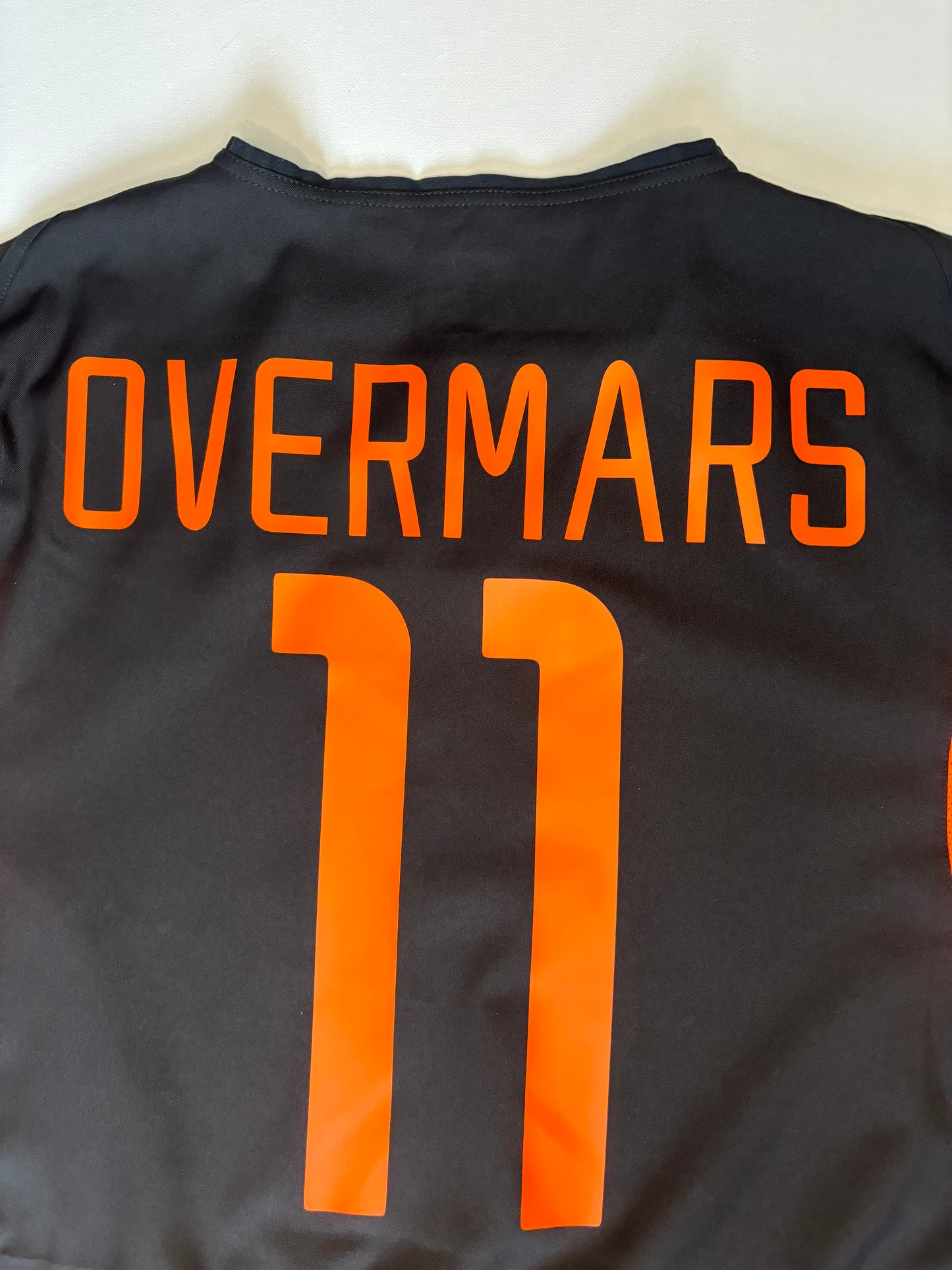 Netherlands Away Shirt 2002/04 (M) Overmars 11